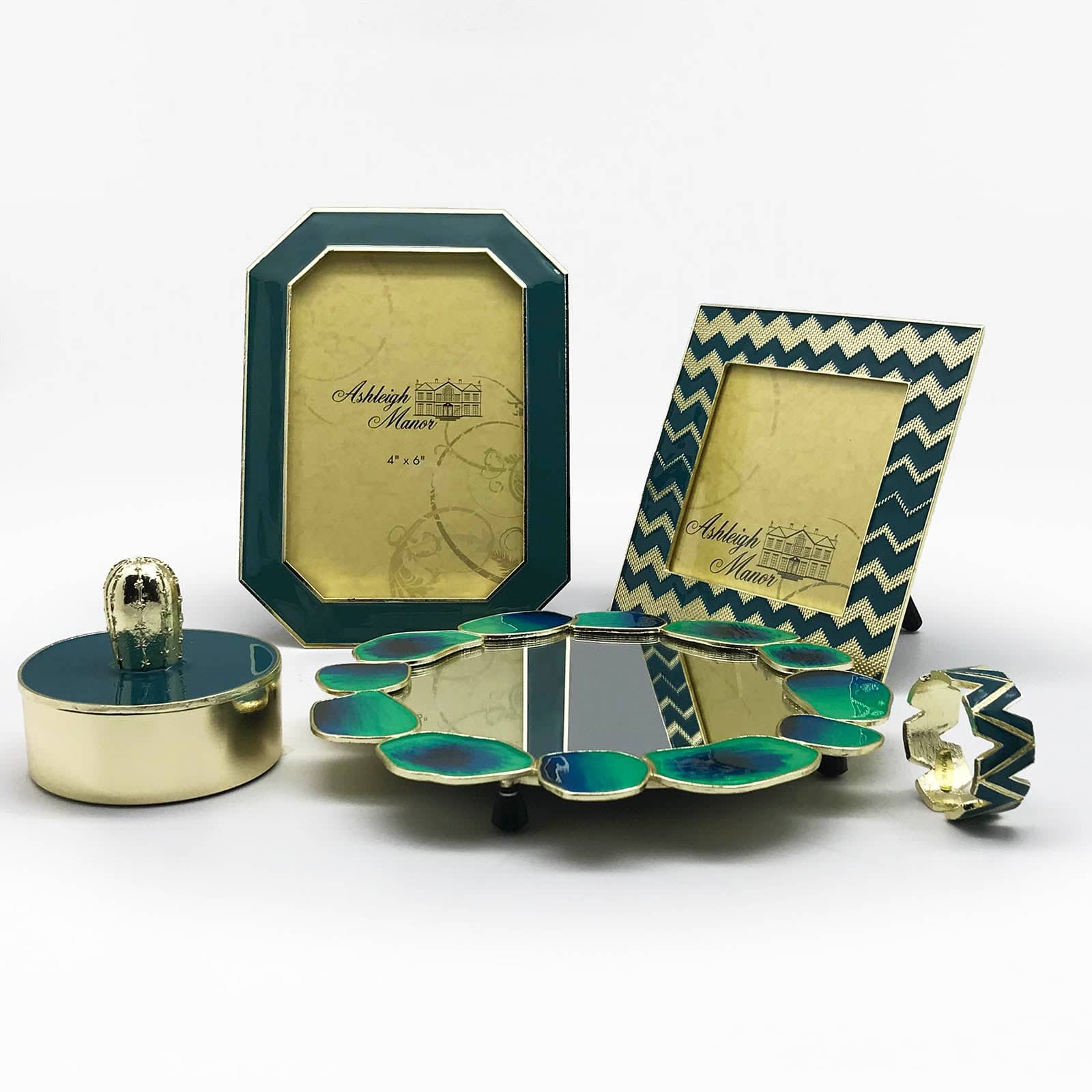 Handmade Zinc Photo Frame Magic 40484-44Afb4 - Photo Frames - ebarza Furniture UAE | Shop Modern Furniture in Abu Dhabi & Dubai - مفروشات ايبازرا في الامارات | تسوق اثاث عصري وديكورات مميزة في دبي وابوظبي