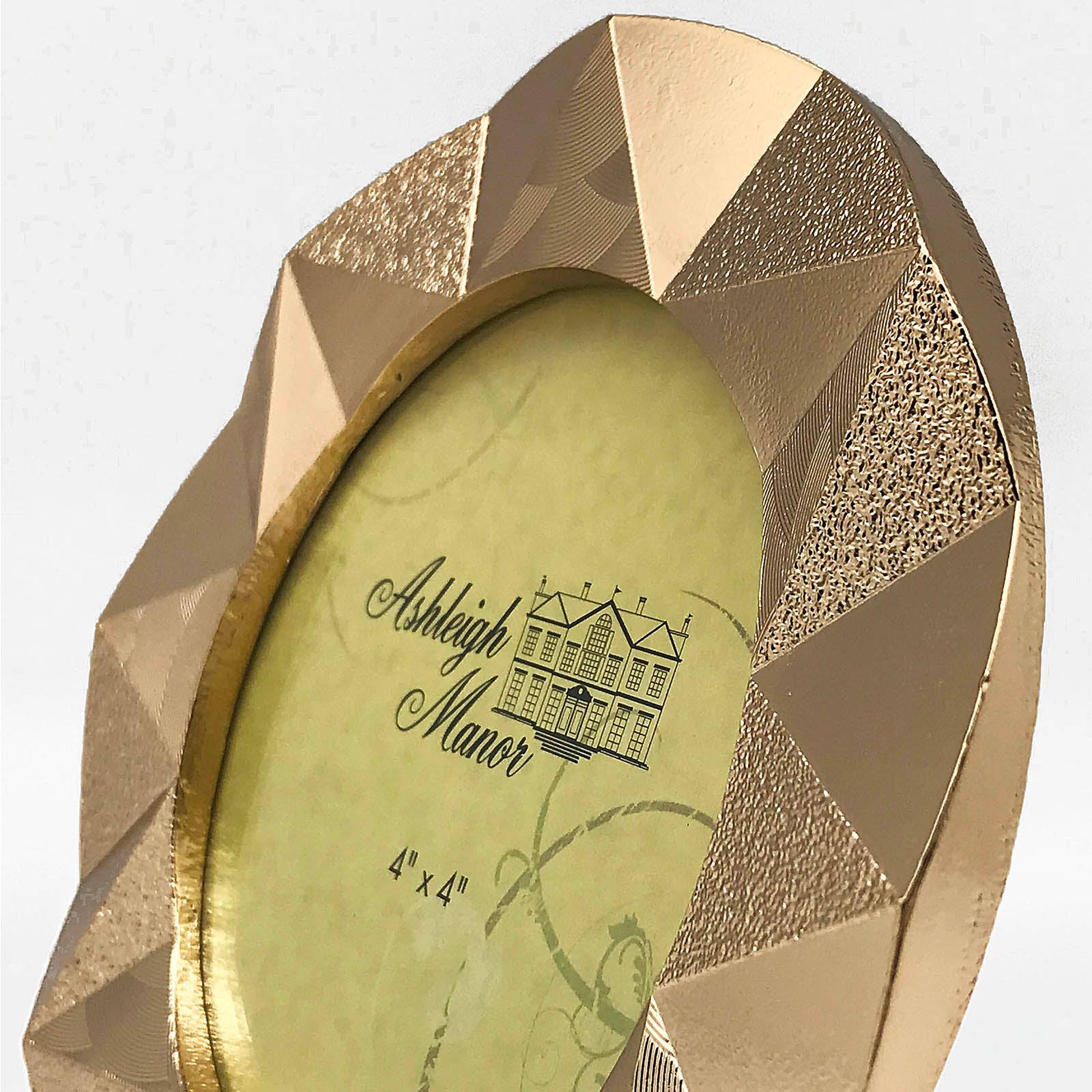 Handmade Zinc Photo Frame Royal 40453-44Ai0 - Photo Frames - ebarza Furniture UAE | Shop Modern Furniture in Abu Dhabi & Dubai - مفروشات ايبازرا في الامارات | تسوق اثاث عصري وديكورات مميزة في دبي وابوظبي