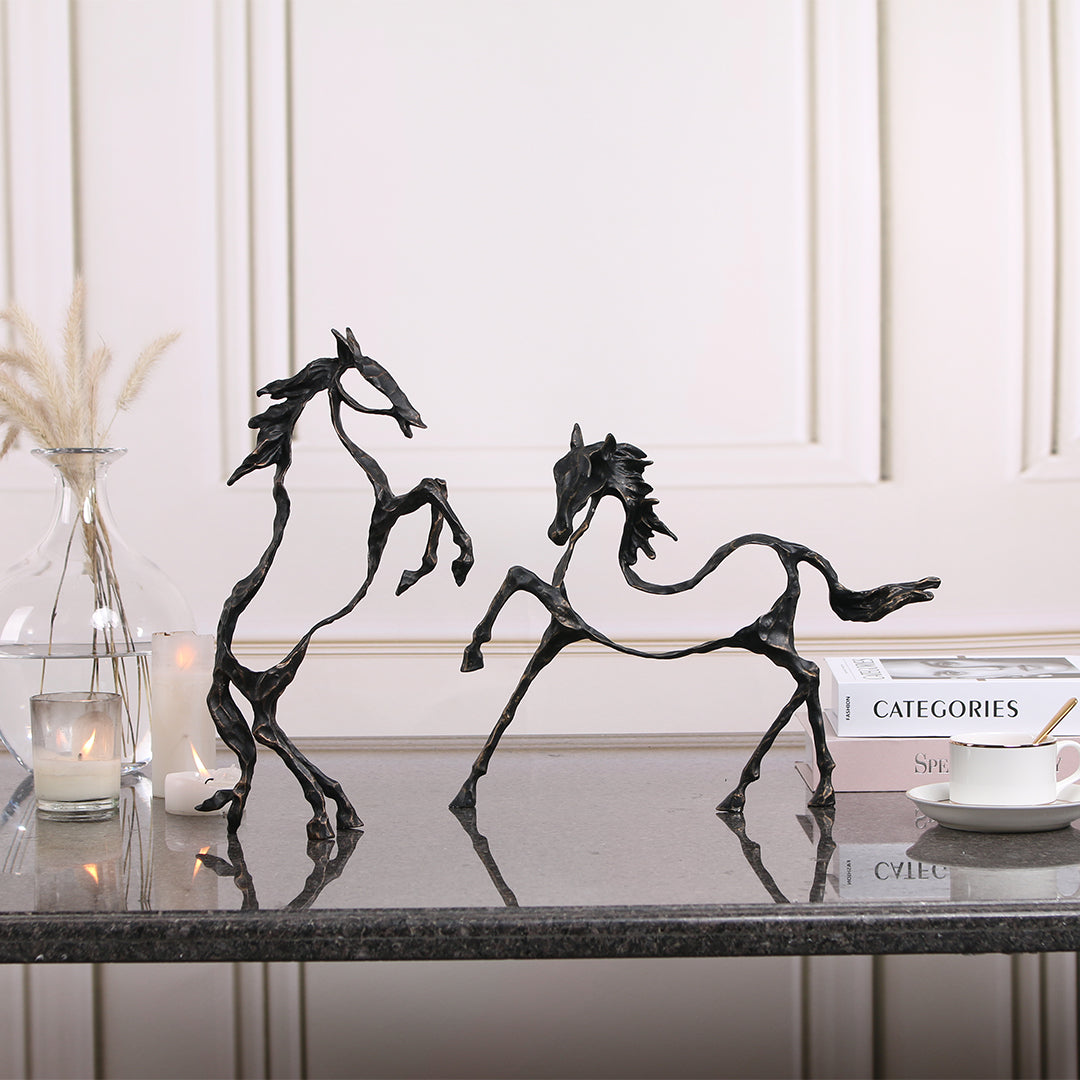 Hollow Horse KA3096 - Home Decor Figurines - ebarza Furniture UAE | Shop Modern Furniture in Abu Dhabi & Dubai - مفروشات ايبازرا في الامارات | تسوق اثاث عصري وديكورات مميزة في دبي وابوظبي