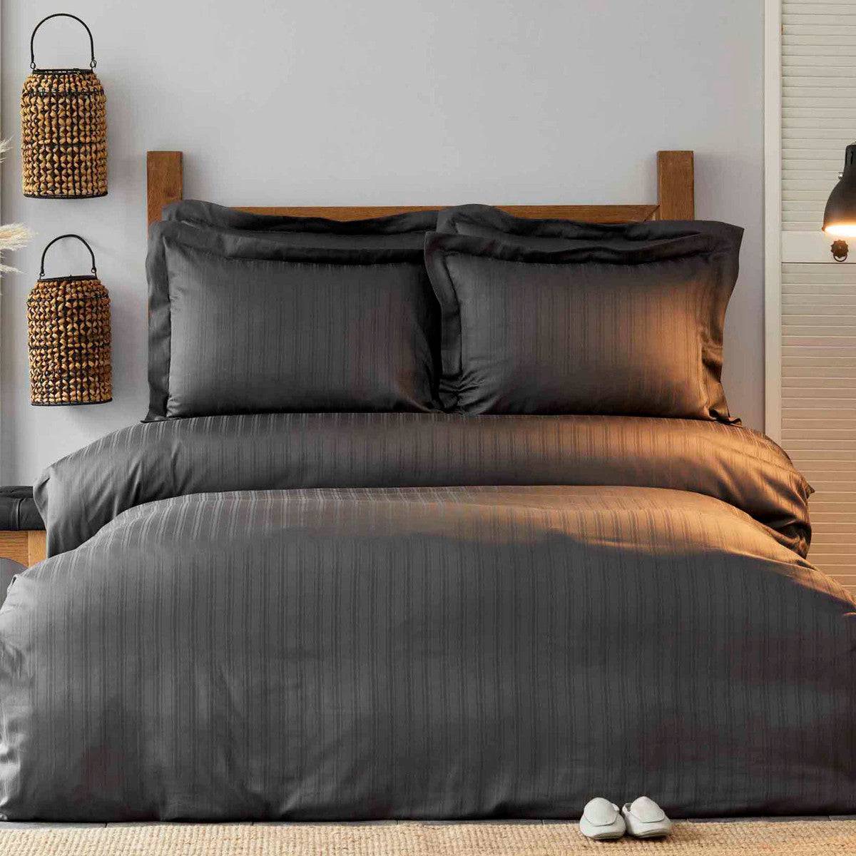 Karaca Home Charm Bold Anthracite Cotton Satin Double Duvet Cover Set 200.17.01.0168 - Bedding - ebarza Furniture UAE | Shop Modern Furniture in Abu Dhabi & Dubai - مفروشات ايبازرا في الامارات | تسوق اثاث عصري وديكورات مميزة في دبي وابوظبي