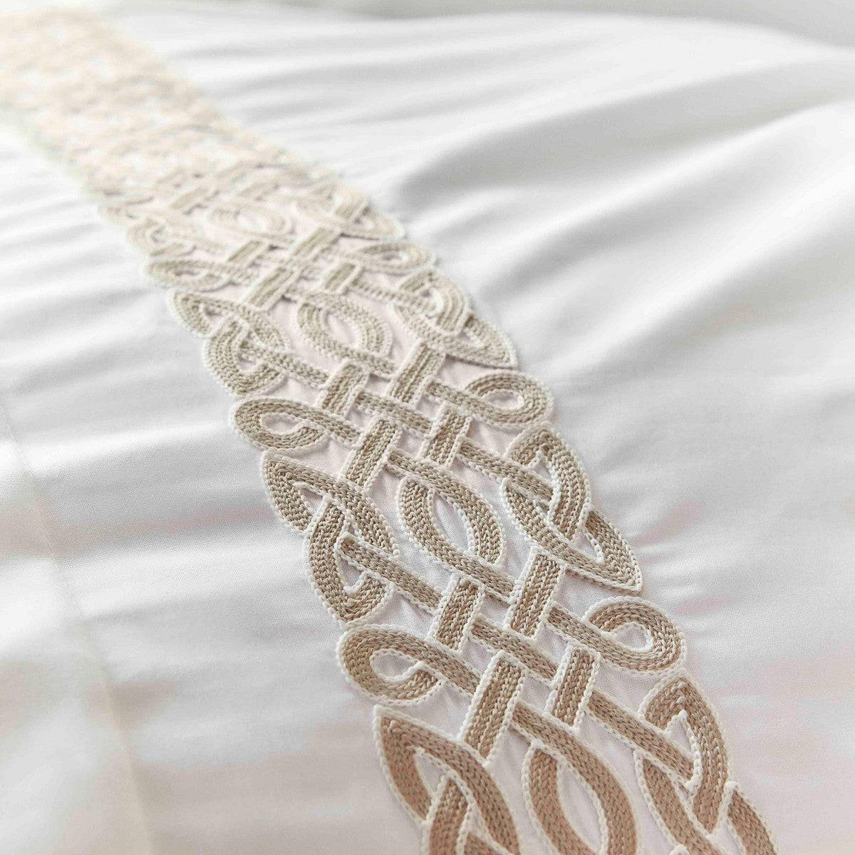 Karaca Home Rivoli Beige Cotton Filtered Double Duvet Cover Set 200.18.01.0186 - Bedding - ebarza Furniture UAE | Shop Modern Furniture in Abu Dhabi & Dubai - مفروشات ايبازرا في الامارات | تسوق اثاث عصري وديكورات مميزة في دبي وابوظبي