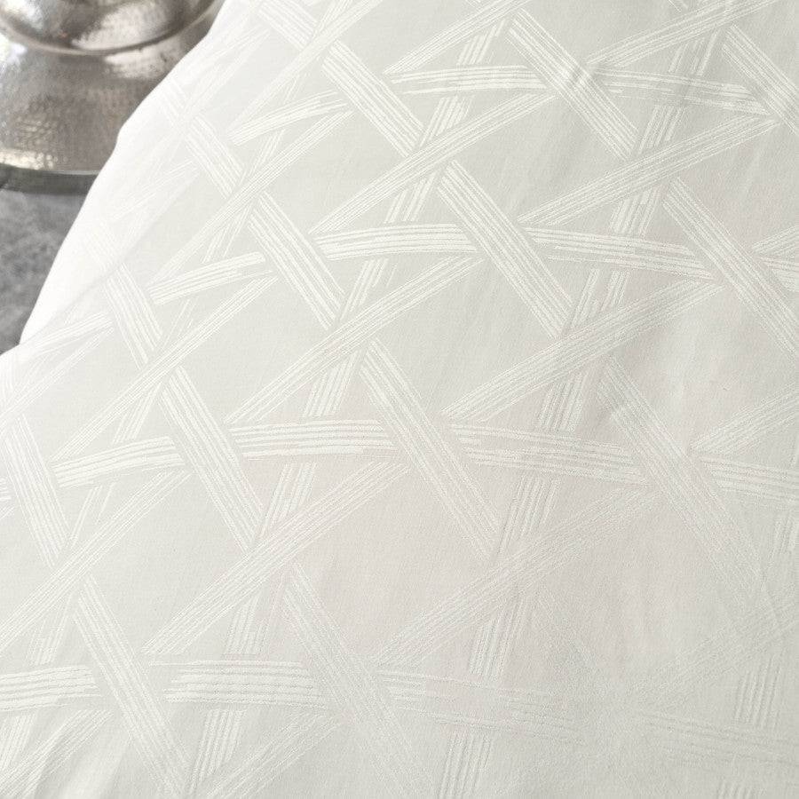 Karaca Home White Colletion Santino 100% Cotton Double Duvet Cover Set 200.18.01.0650 - Bedding - ebarza Furniture UAE | Shop Modern Furniture in Abu Dhabi & Dubai - مفروشات ايبازرا في الامارات | تسوق اثاث عصري وديكورات مميزة في دبي وابوظبي