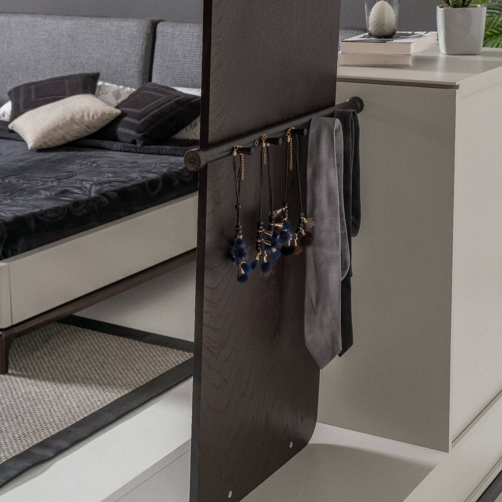 Lucca Dresser And Mirror Lucca-Dresser - Dressers and Mirrors - ebarza Furniture UAE | Shop Modern Furniture in Abu Dhabi & Dubai - مفروشات ايبازرا في الامارات | تسوق اثاث عصري وديكورات مميزة في دبي وابوظبي