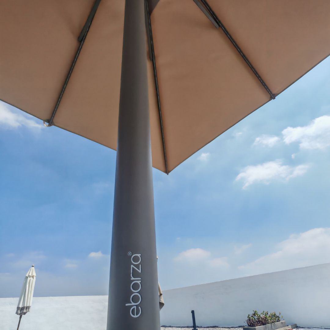 Luxury Hydraulic Center Pole Umbrella MS-1602-2A-LED - Outdoor Umbrellas - ebarza Furniture UAE | Shop Modern Furniture in Abu Dhabi & Dubai - مفروشات ايبازرا في الامارات | تسوق اثاث عصري وديكورات مميزة في دبي وابوظبي