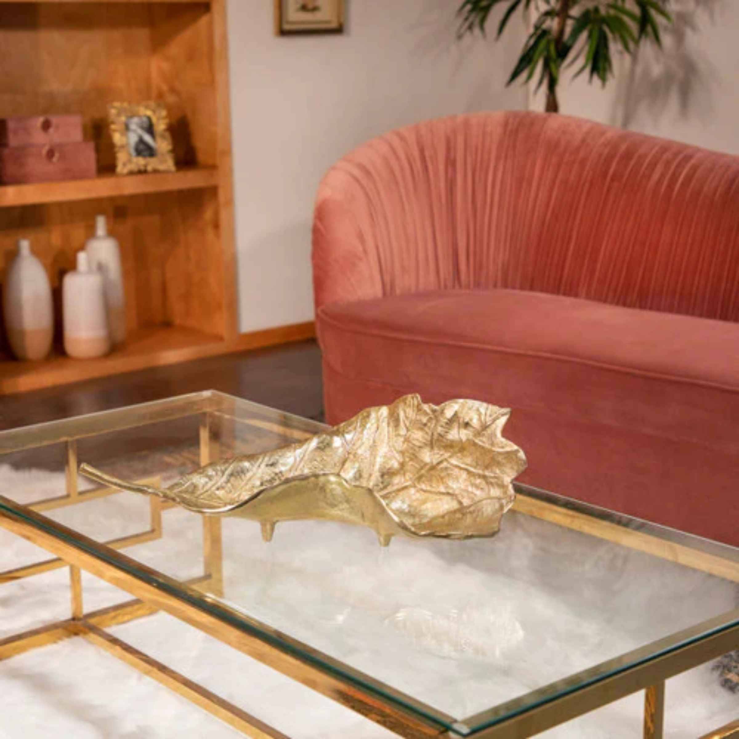 Metal Leaf Platter - Gold 15606-01 - Plates - ebarza Furniture UAE | Shop Modern Furniture in Abu Dhabi & Dubai - مفروشات ايبازرا في الامارات | تسوق اثاث عصري وديكورات مميزة في دبي وابوظبي