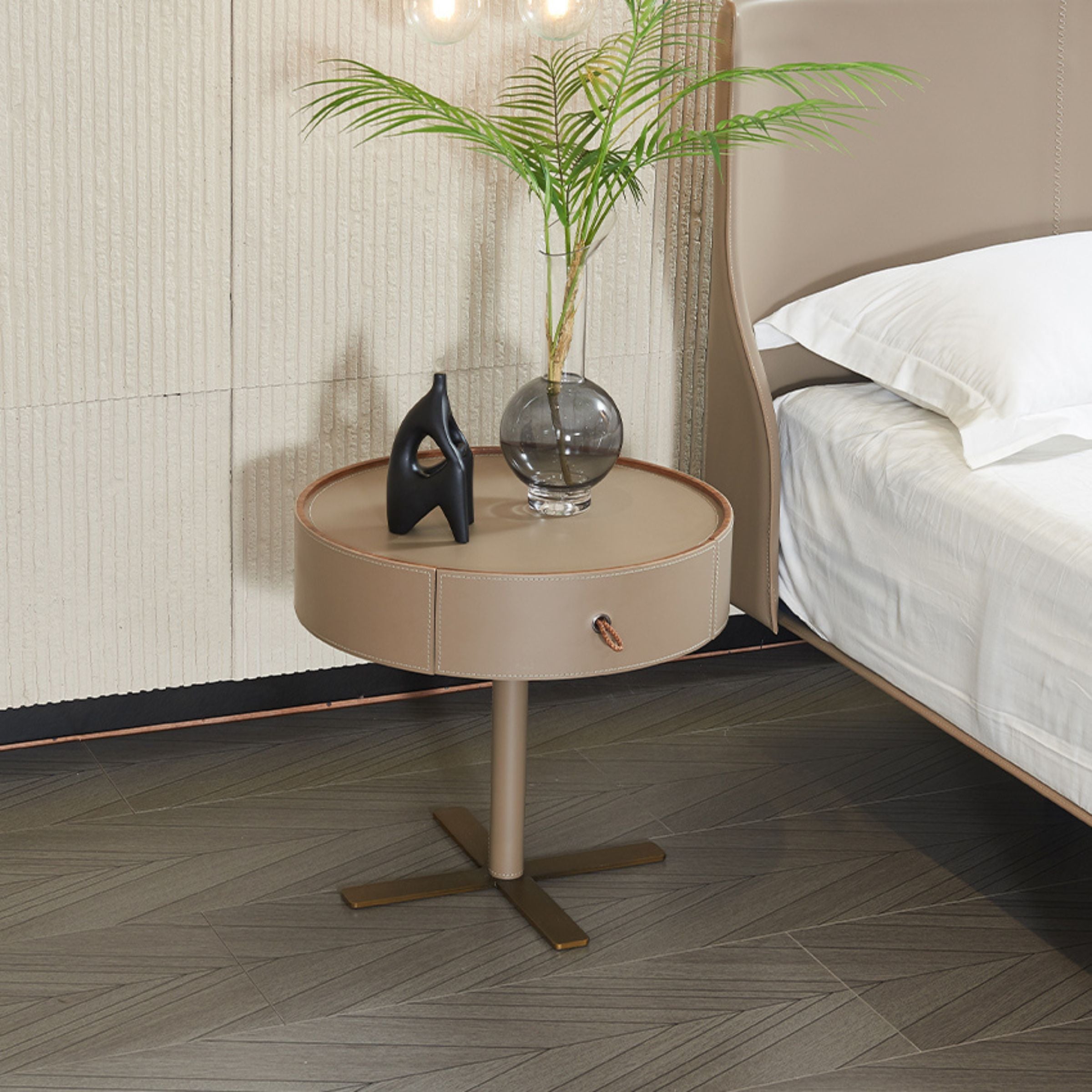 Mojave Saddle Leather Bedside Table MLL-T64 - Side Tables - ebarza Furniture UAE | Shop Modern Furniture in Abu Dhabi & Dubai - مفروشات ايبازرا في الامارات | تسوق اثاث عصري وديكورات مميزة في دبي وابوظبي