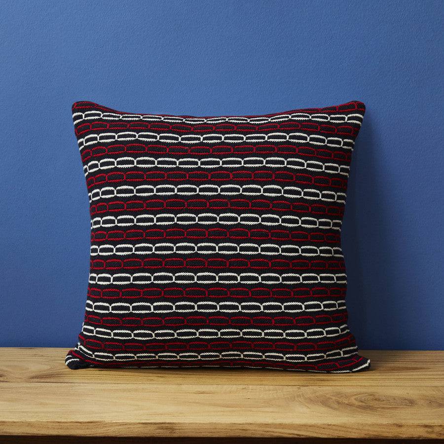 Nautica Home Chain Knitwear Filled Pillow 45X45 Cm 180.01.01.0381 - Cushions - ebarza Furniture UAE | Shop Modern Furniture in Abu Dhabi & Dubai - مفروشات ايبازرا في الامارات | تسوق اثاث عصري وديكورات مميزة في دبي وابوظبي