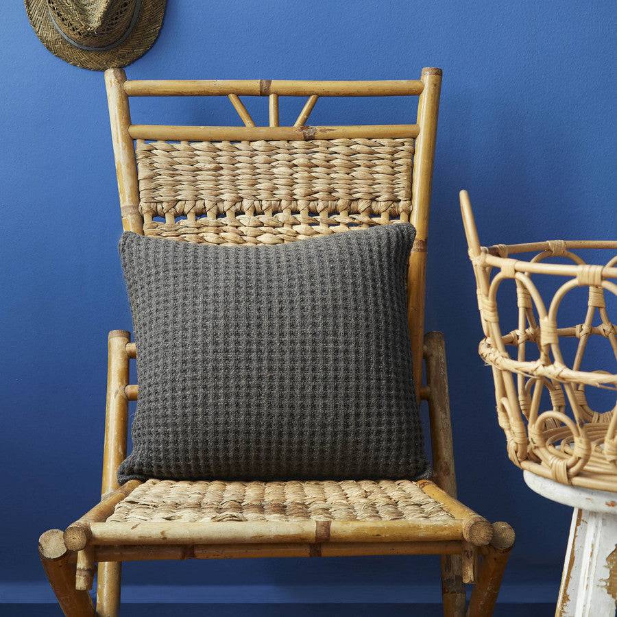 Nautica Home Waffle Anthracite Knitwear Filled Pillow 45X45 Cm 180.01.01.0386 - Cushions - ebarza Furniture UAE | Shop Modern Furniture in Abu Dhabi & Dubai - مفروشات ايبازرا في الامارات | تسوق اثاث عصري وديكورات مميزة في دبي وابوظبي