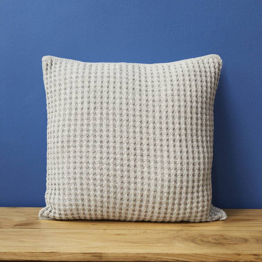 Nautica Home Waffle Light Gray Knitwear Filled Pillow 45X45 Cm 180.01.01.0387 - Cushions - ebarza Furniture UAE | Shop Modern Furniture in Abu Dhabi & Dubai - مفروشات ايبازرا في الامارات | تسوق اثاث عصري وديكورات مميزة في دبي وابوظبي