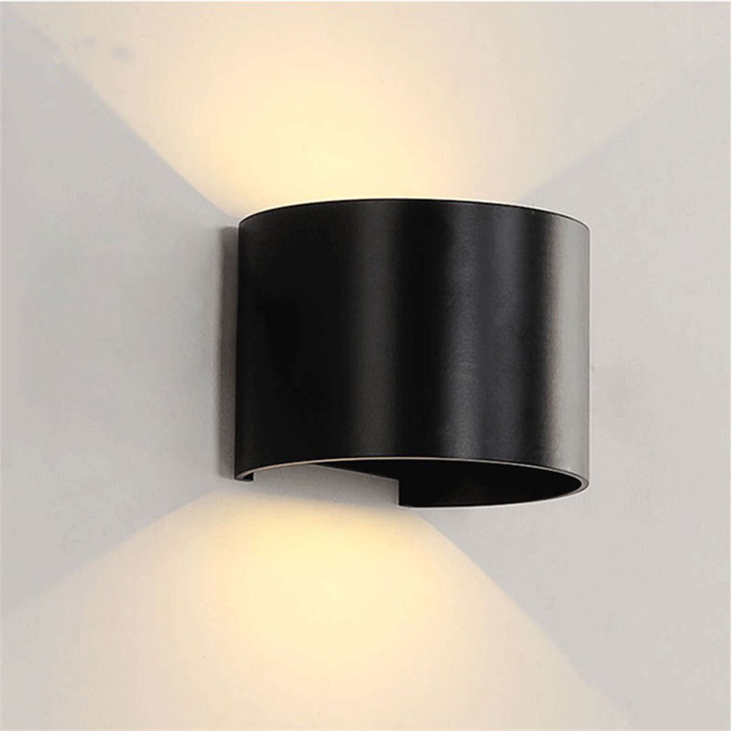 Outdoor LED Wall Light HTD-K-2310 - Outdoor lightings - ebarza Furniture UAE | Shop Modern Furniture in Abu Dhabi & Dubai - مفروشات ايبازرا في الامارات | تسوق اثاث عصري وديكورات مميزة في دبي وابوظبي