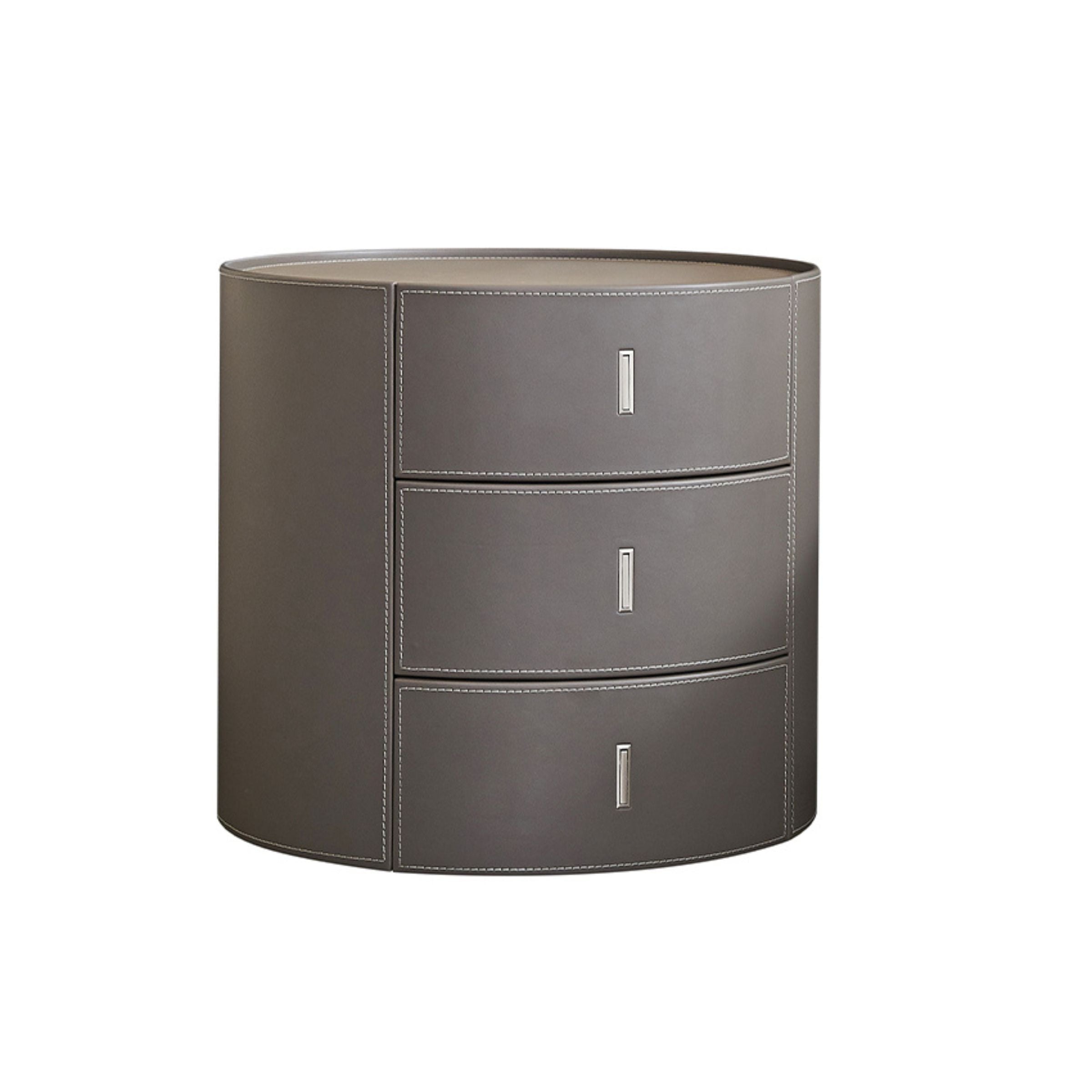 Pre-order 35 Days Delivery - Verona Grey Walnut Veneer Saddle Leather Cabinet MLL-T98 - Side Tables - ebarza Furniture UAE | Shop Modern Furniture in Abu Dhabi & Dubai - مفروشات ايبازرا في الامارات | تسوق اثاث عصري وديكورات مميزة في دبي وابوظبي
