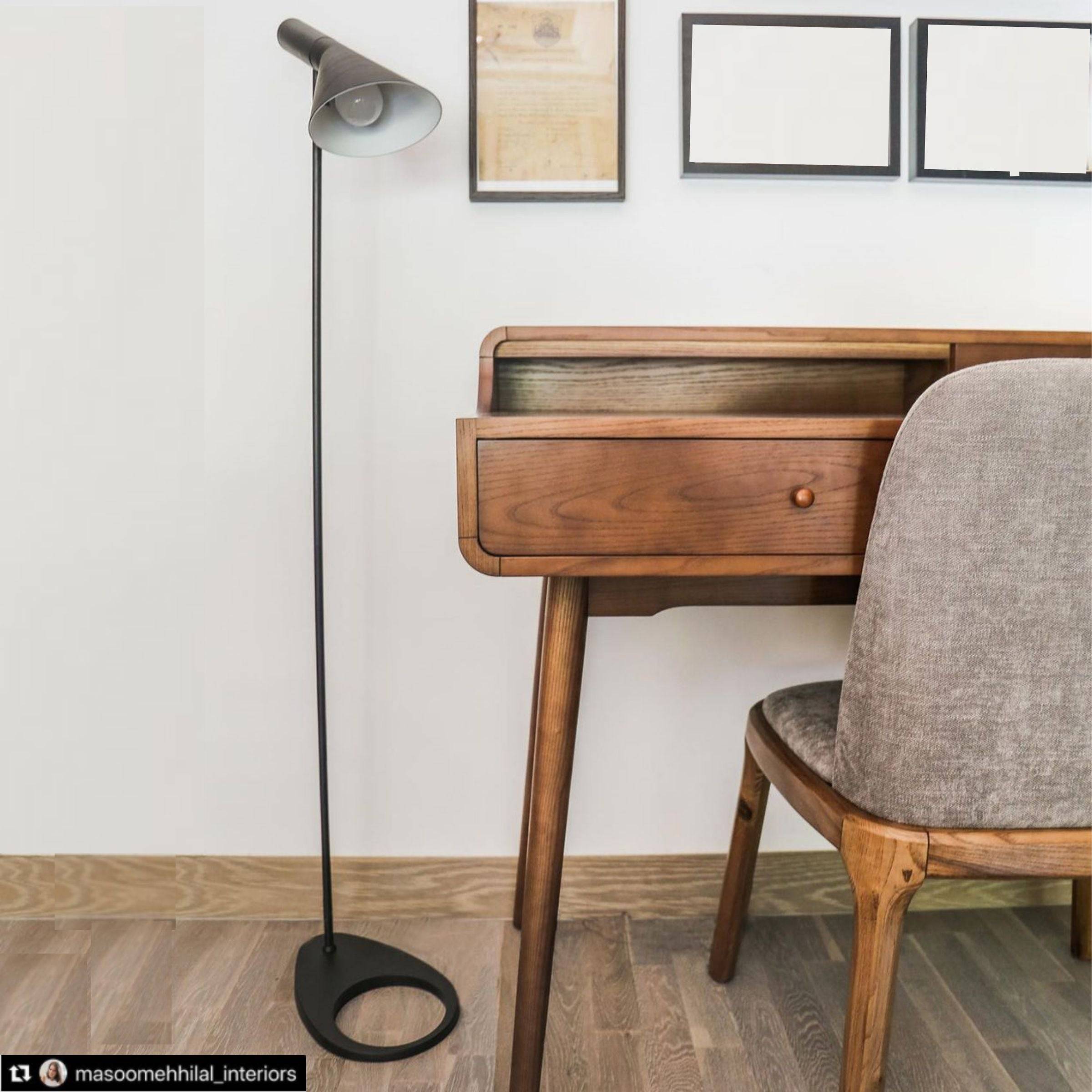 Pre-order 25 Days Delivery Retro Desk 127 Cm Smz17307-W - Office Desks - ebarza Furniture UAE | Shop Modern Furniture in Abu Dhabi & Dubai - مفروشات ايبازرا في الامارات | تسوق اثاث عصري وديكورات مميزة في دبي وابوظبي