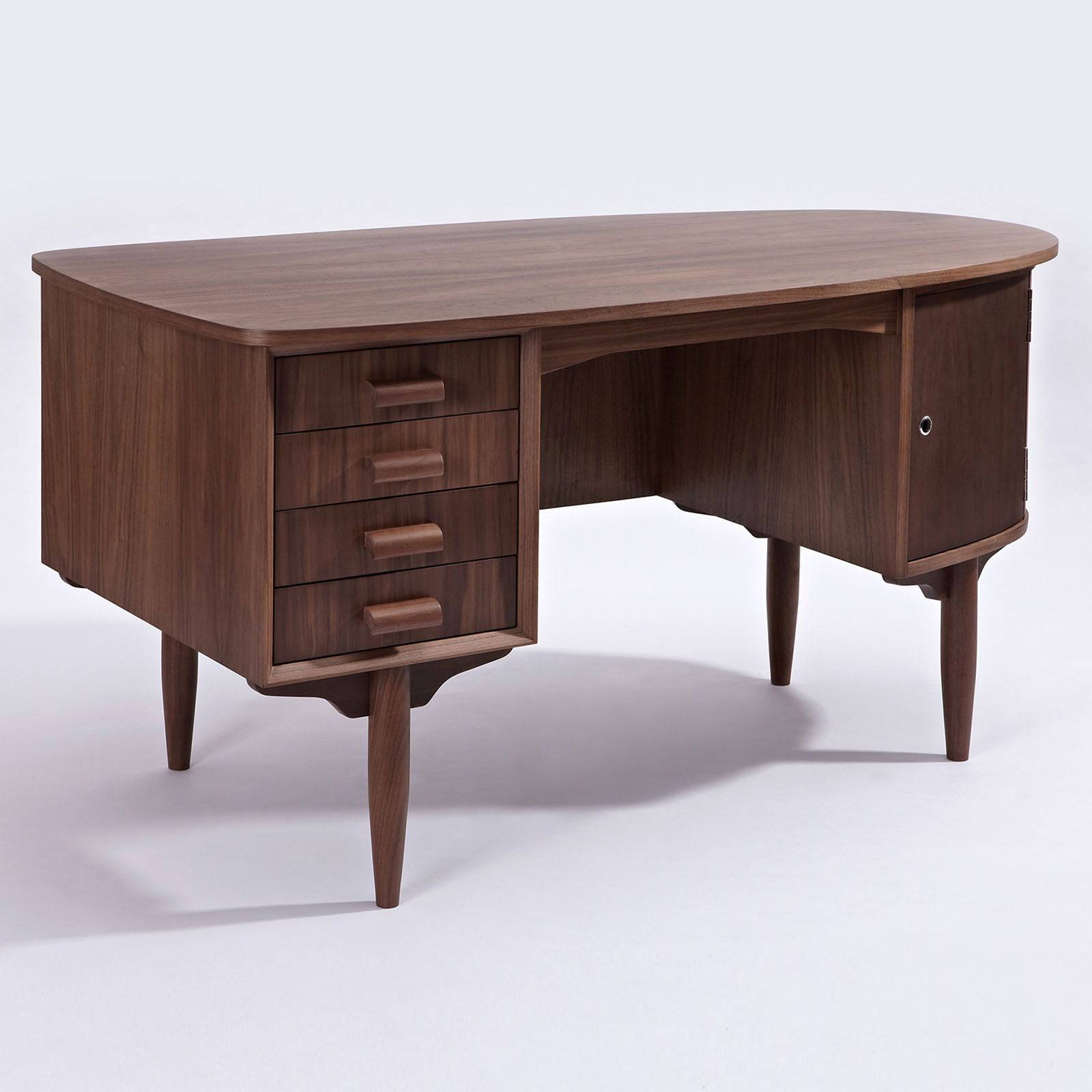 Retro Desk 140 Cm Bsz17453 - Office Desks - ebarza Furniture UAE | Shop Modern Furniture in Abu Dhabi & Dubai - مفروشات ايبازرا في الامارات | تسوق اثاث عصري وديكورات مميزة في دبي وابوظبي