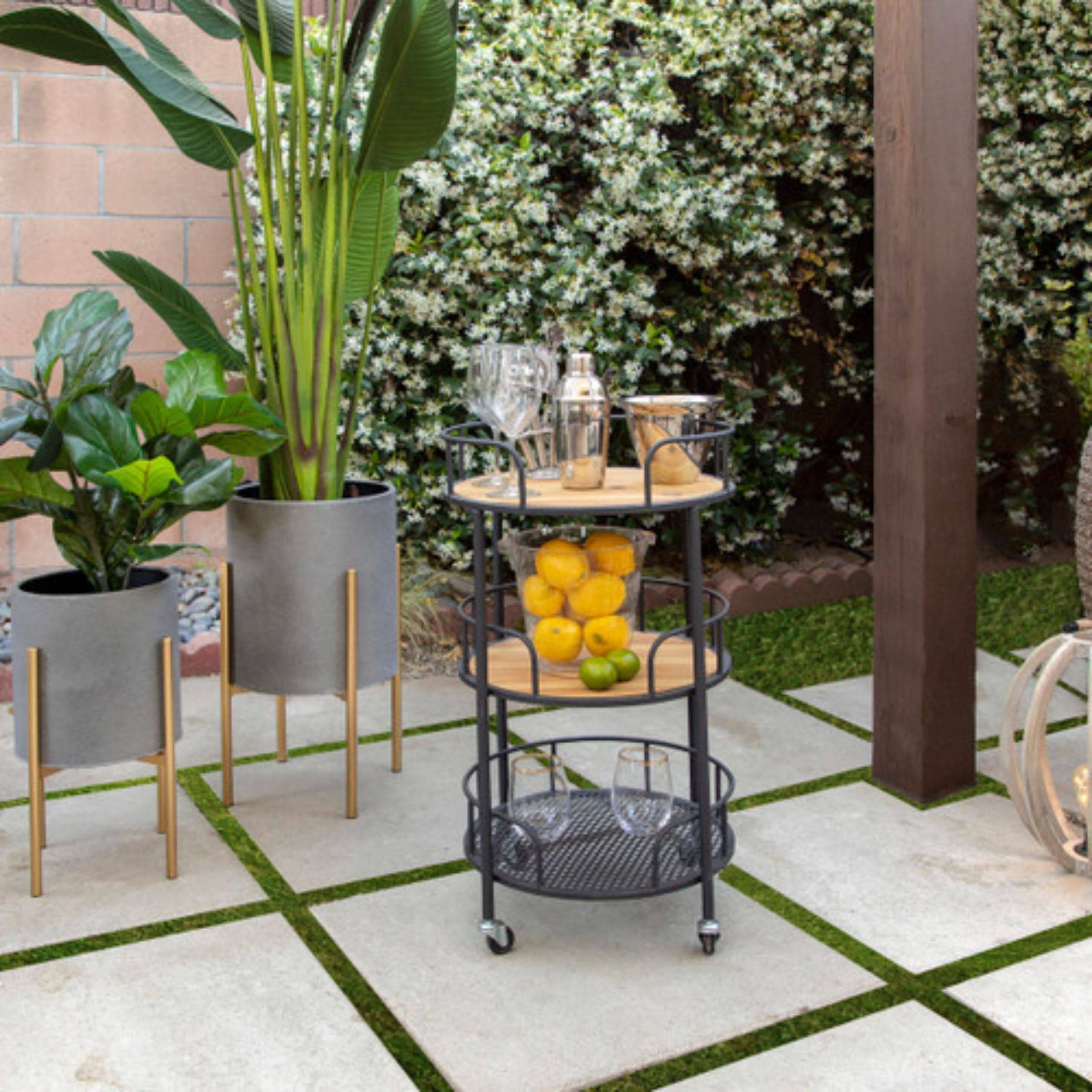 Set Of 2 Planter On Metal Stand - Putty And Gold 12629-04 - Planter Boxes - ebarza Furniture UAE | Shop Modern Furniture in Abu Dhabi & Dubai - مفروشات ايبازرا في الامارات | تسوق اثاث عصري وديكورات مميزة في دبي وابوظبي