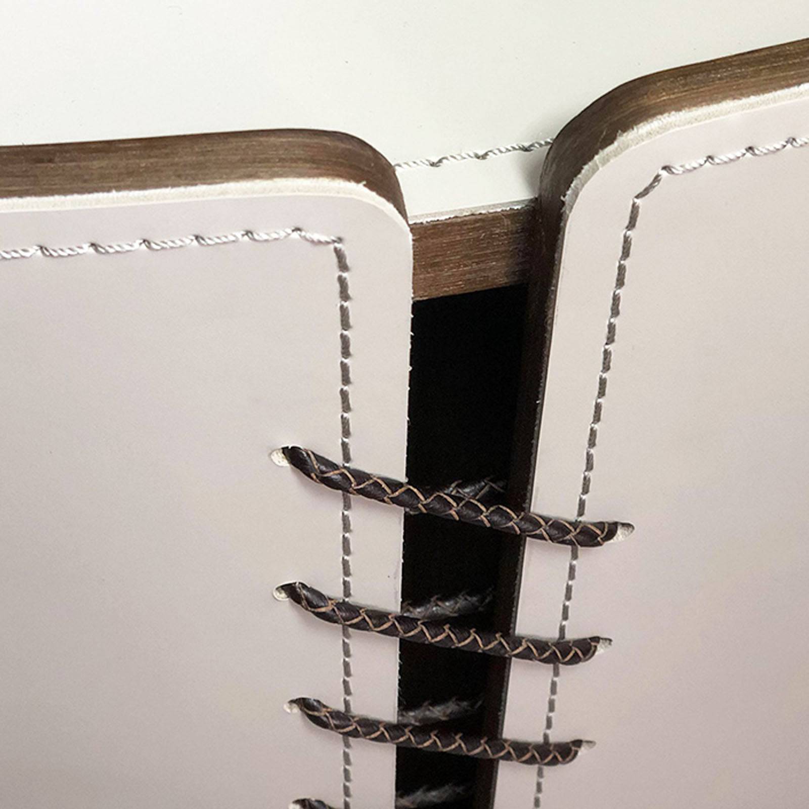 Stitch Center Table Mll-T17 - Coffee Tables - ebarza Furniture UAE | Shop Modern Furniture in Abu Dhabi & Dubai - مفروشات ايبازرا في الامارات | تسوق اثاث عصري وديكورات مميزة في دبي وابوظبي