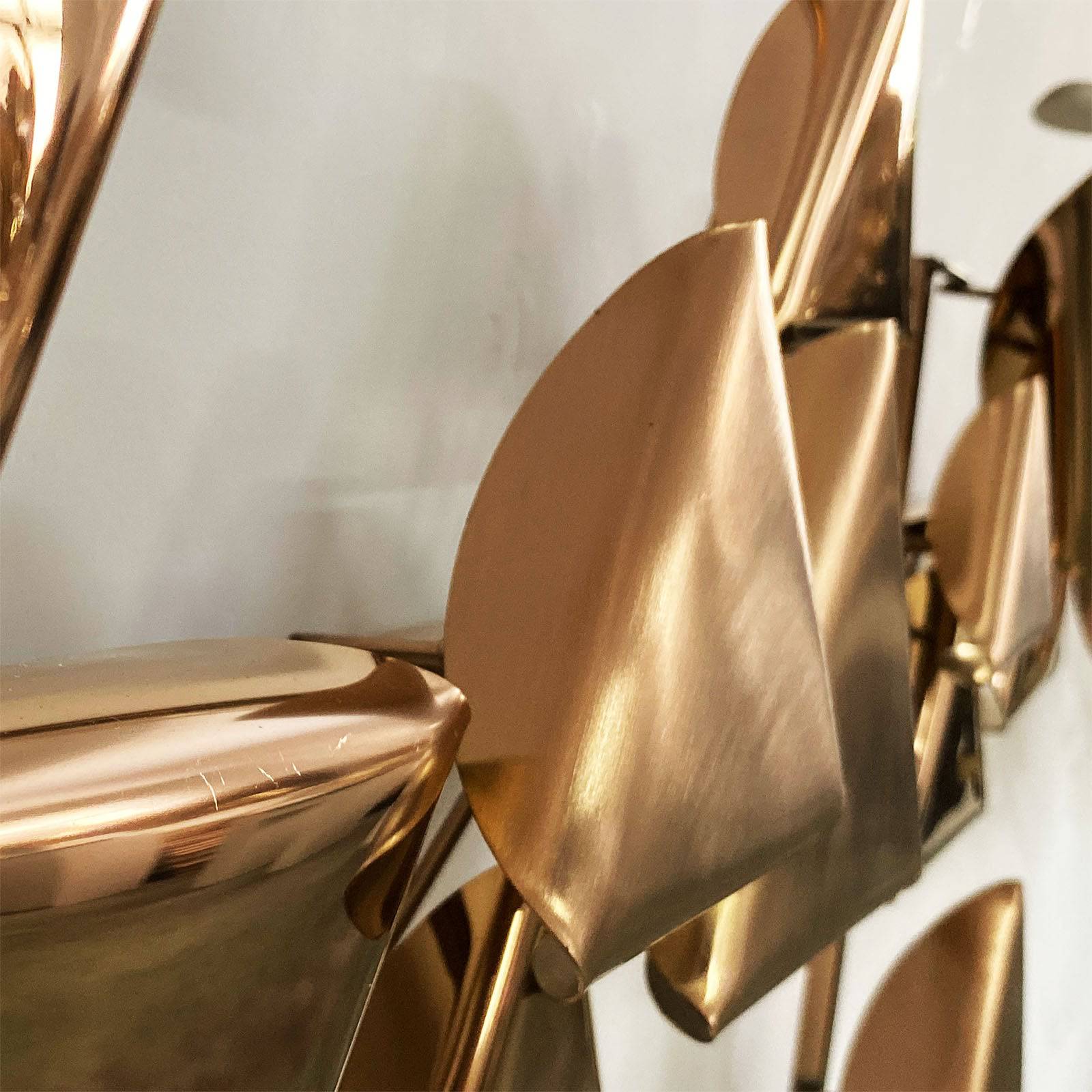 Triangle Shape Handcrafted Stainless Steel Artwork Bg2020105 - Artwork - ebarza Furniture UAE | Shop Modern Furniture in Abu Dhabi & Dubai - مفروشات ايبازرا في الامارات | تسوق اثاث عصري وديكورات مميزة في دبي وابوظبي