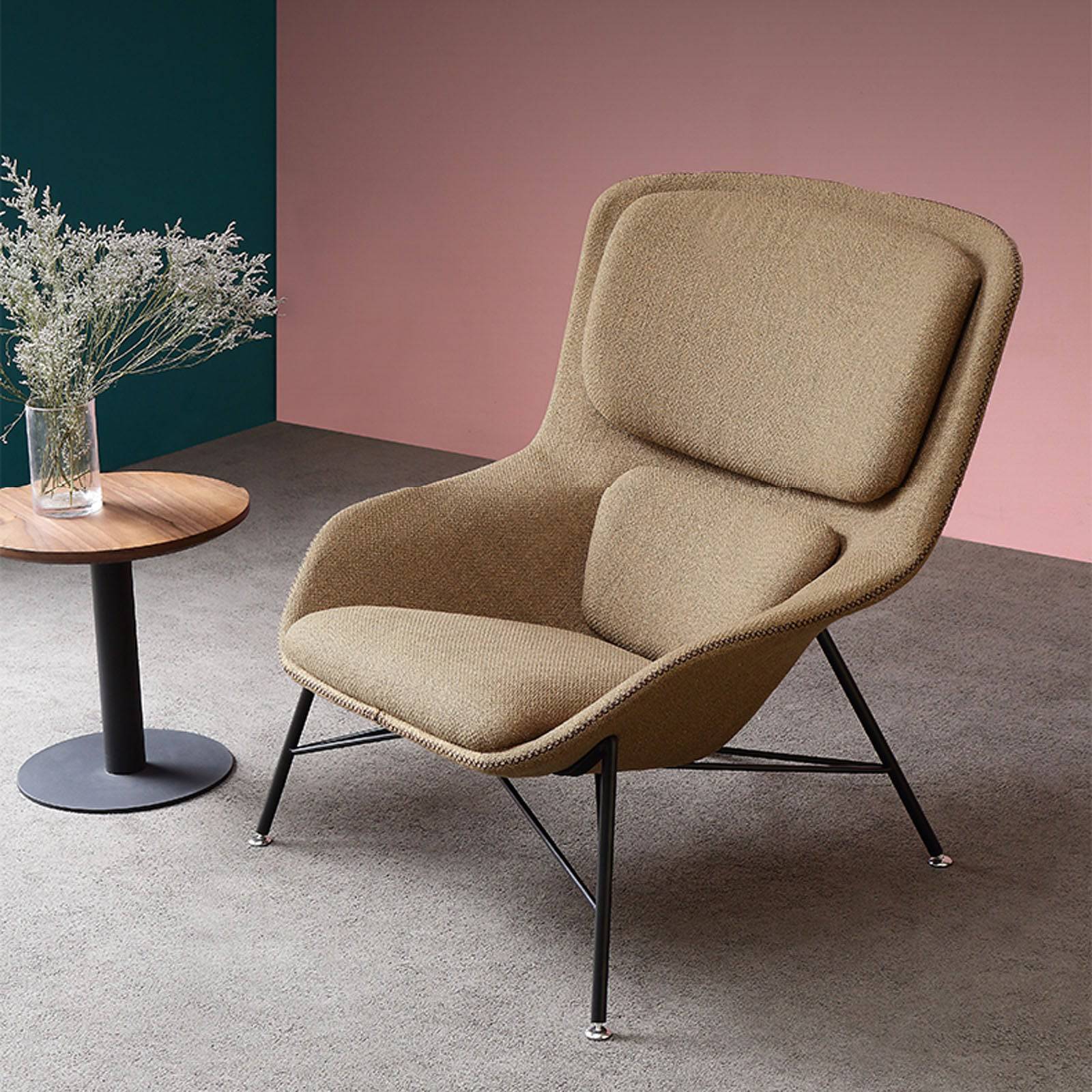 Uppsala Lounge Chair LC051-Kh - Lounge Chairs - ebarza Furniture UAE | Shop Modern Furniture in Abu Dhabi & Dubai - مفروشات ايبازرا في الامارات | تسوق اثاث عصري وديكورات مميزة في دبي وابوظبي