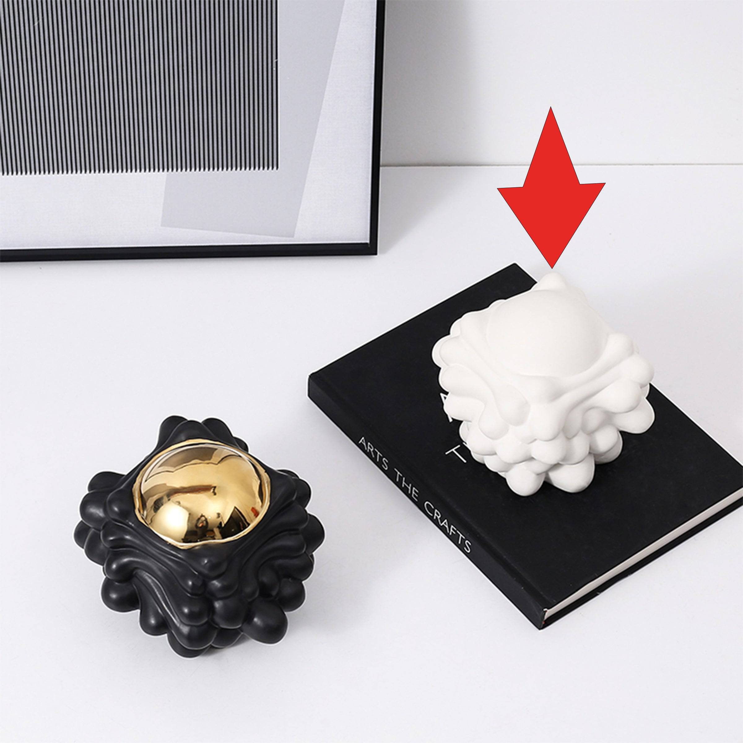 White Corṛugated Ball -A Fa-D21070A - Home Decor Figurines - ebarza Furniture UAE | Shop Modern Furniture in Abu Dhabi & Dubai - مفروشات ايبازرا في الامارات | تسوق اثاث عصري وديكورات مميزة في دبي وابوظبي