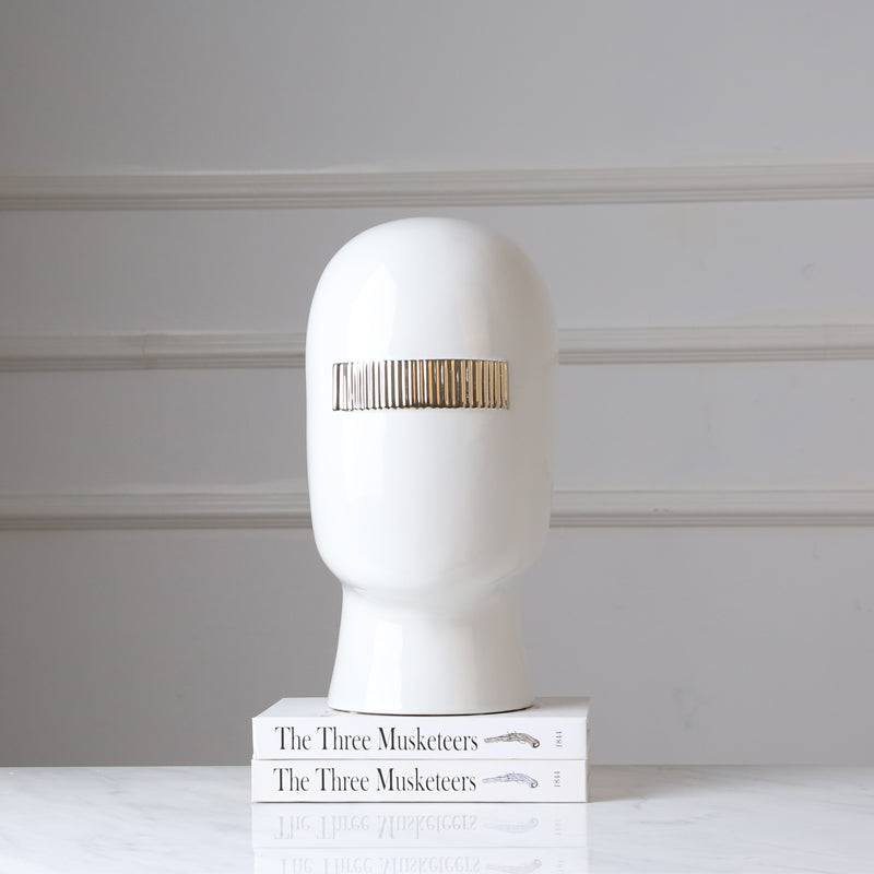 White Figure Decoration-C Fa-D1936C - Home Decor Figurines - ebarza Furniture UAE | Shop Modern Furniture in Abu Dhabi & Dubai - مفروشات ايبازرا في الامارات | تسوق اثاث عصري وديكورات مميزة في دبي وابوظبي