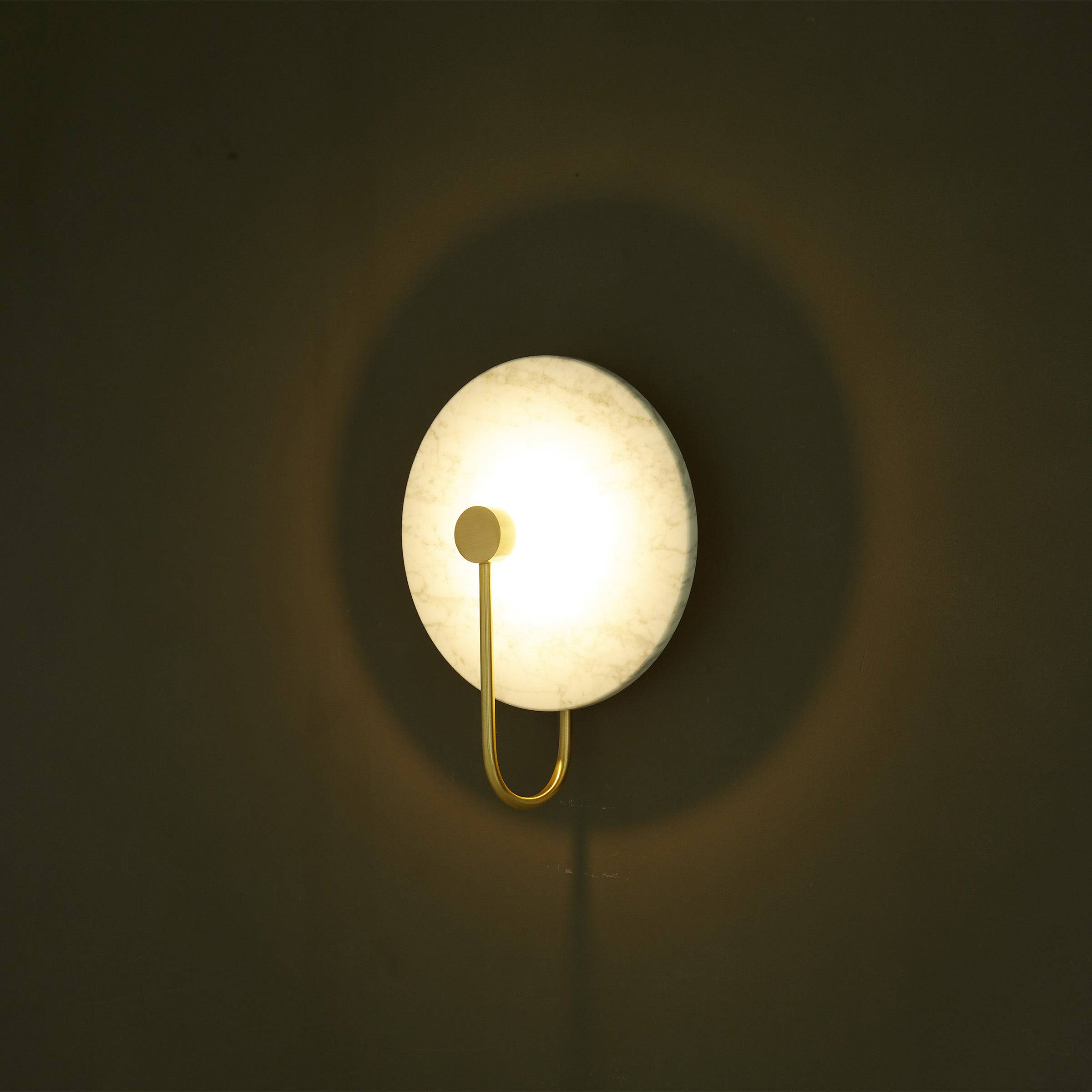 White Marble Wall Lamp 6615-We - Wall Lamps - ebarza Furniture UAE | Shop Modern Furniture in Abu Dhabi & Dubai - مفروشات ايبازرا في الامارات | تسوق اثاث عصري وديكورات مميزة في دبي وابوظبي