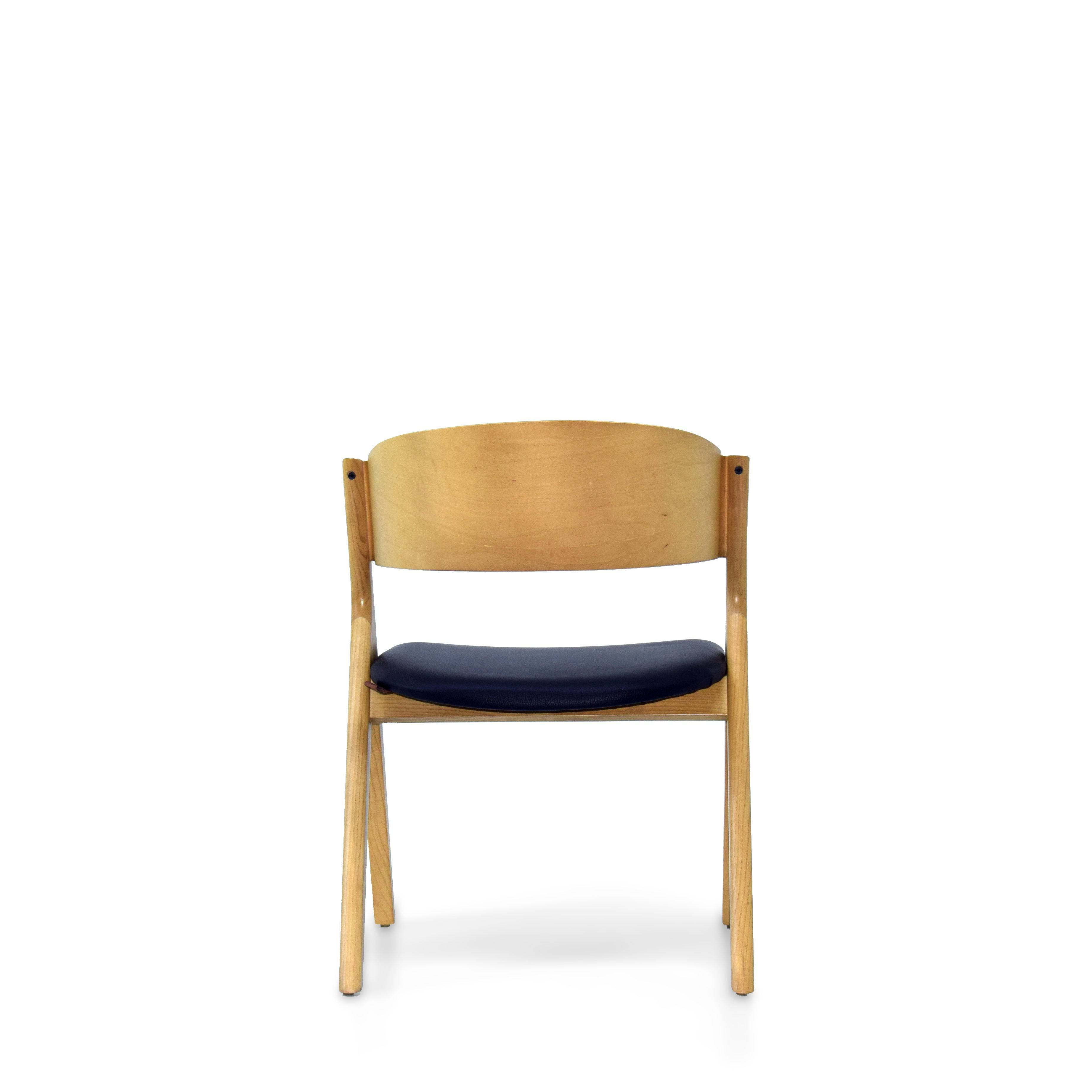 Wien Chair Sanc-901 - Chairs - ebarza Furniture UAE | Shop Modern Furniture in Abu Dhabi & Dubai - مفروشات ايبازرا في الامارات | تسوق اثاث عصري وديكورات مميزة في دبي وابوظبي