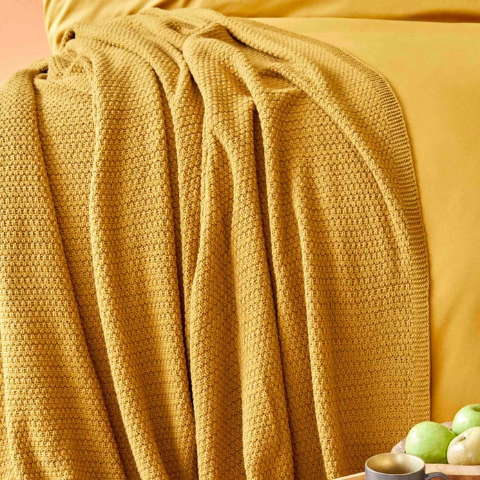 Karaca Home Back To Basic Light Mustard Single Knitted Blanket 200.18.01.0950 - Blankets - ebarza Furniture UAE | Shop Modern Furniture in Abu Dhabi & Dubai - مفروشات ايبازرا في الامارات | تسوق اثاث عصري وديكورات مميزة في دبي وابوظبي