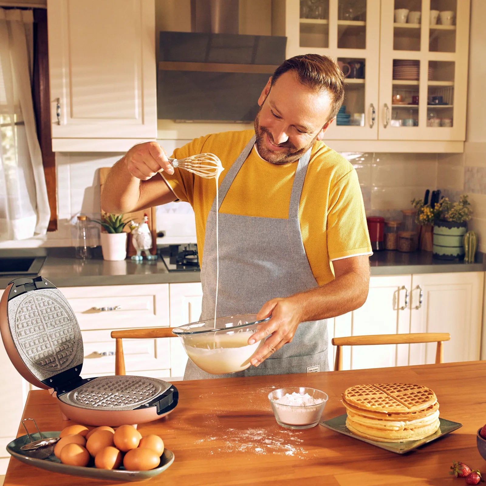 Karaca Funday Redgold Removable Plate Waffle Maker 1000W 153.01.06.4928 - Kitchen Appliances - ebarza Furniture UAE | Shop Modern Furniture in Abu Dhabi & Dubai - مفروشات ايبازرا في الامارات | تسوق اثاث عصري وديكورات مميزة في دبي وابوظبي