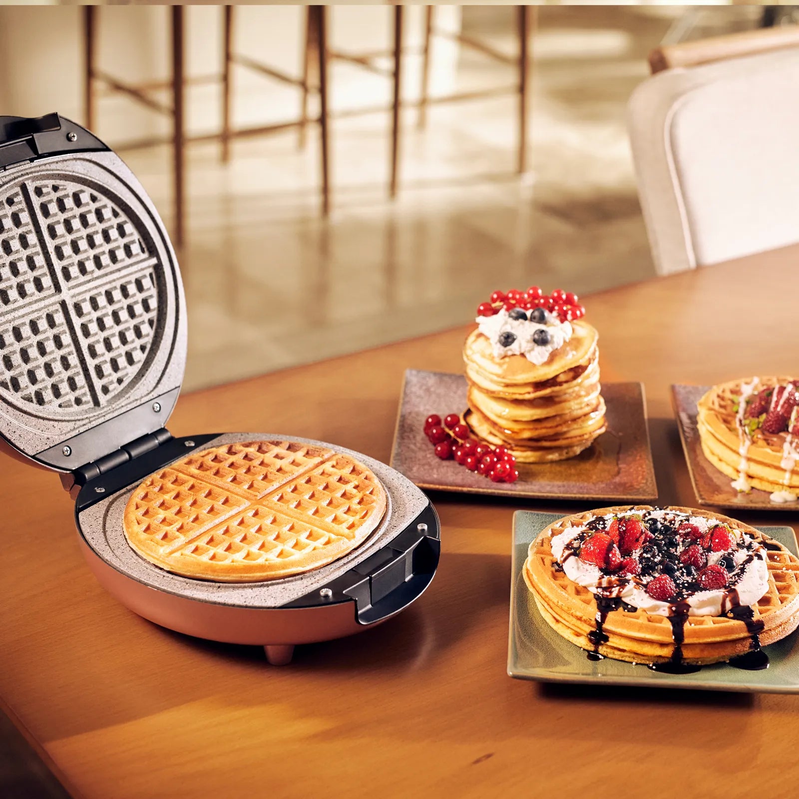 Karaca Funday Redgold Removable Plate Waffle Maker 1000W 153.01.06.4928 - Kitchen Appliances - ebarza Furniture UAE | Shop Modern Furniture in Abu Dhabi & Dubai - مفروشات ايبازرا في الامارات | تسوق اثاث عصري وديكورات مميزة في دبي وابوظبي