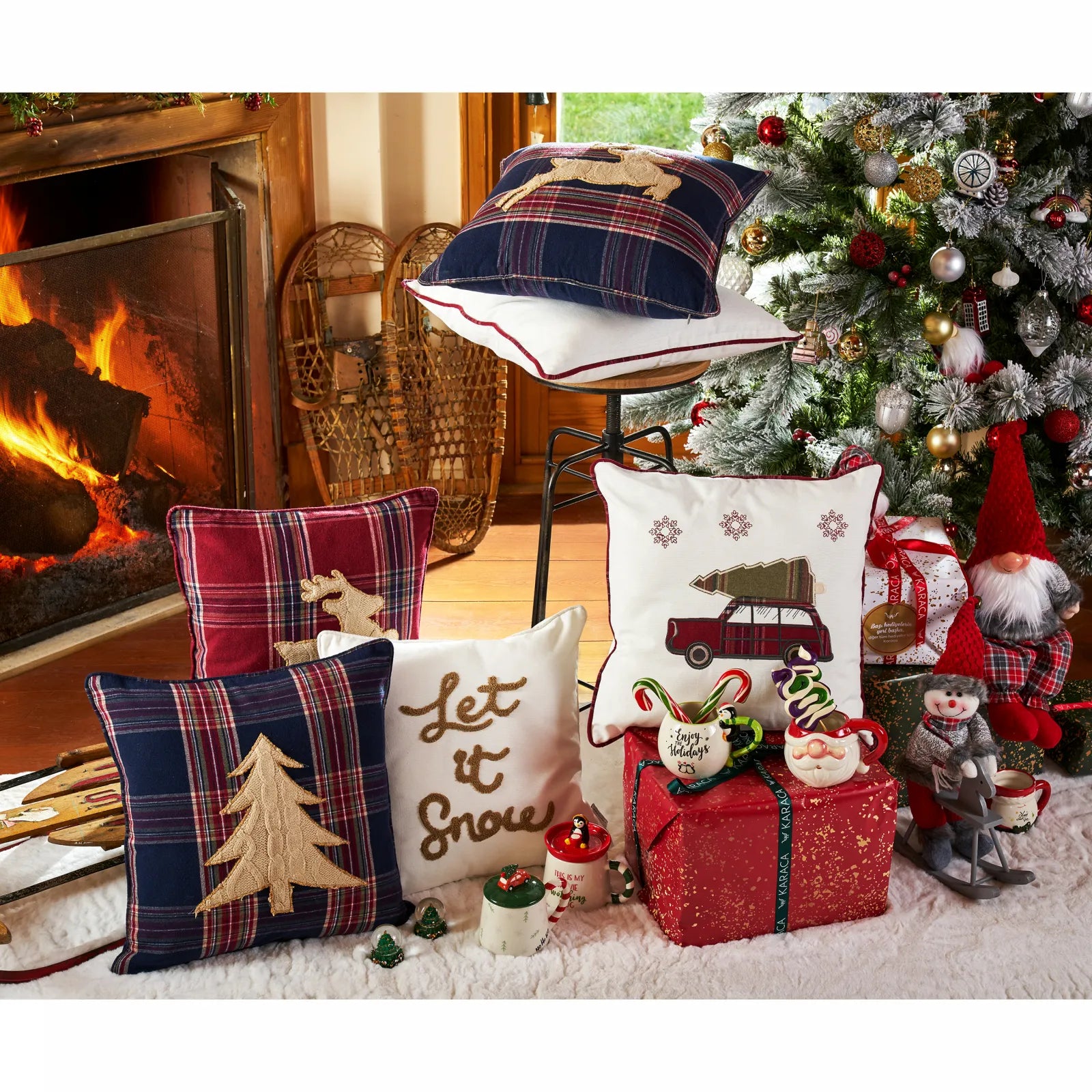 Karaca Home Woodland White Snow Cozy Cushion 45X45 Cm 200.19.01.1024 - Cushions - ebarza Furniture UAE | Shop Modern Furniture in Abu Dhabi & Dubai - مفروشات ايبازرا في الامارات | تسوق اثاث عصري وديكورات مميزة في دبي وابوظبي