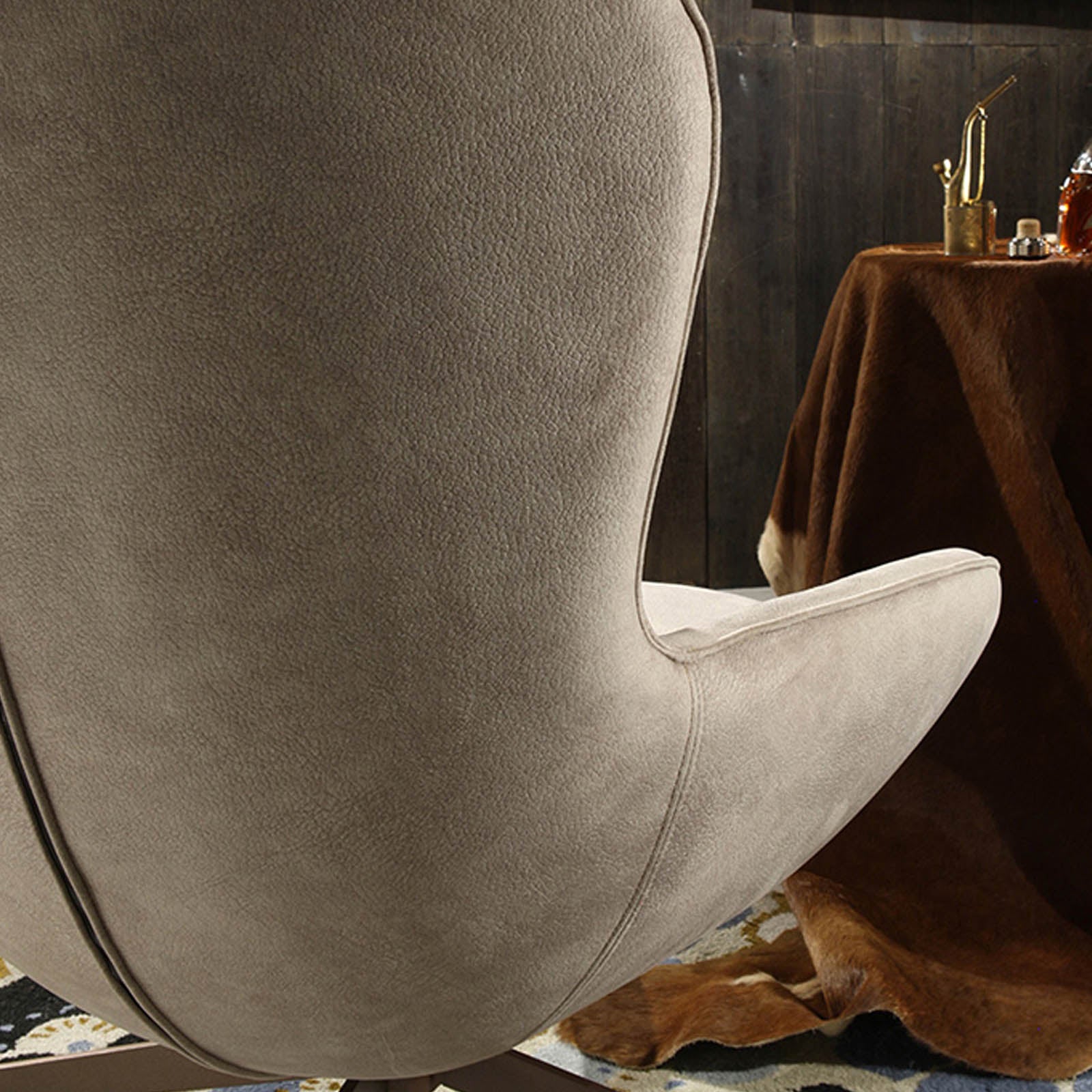 Vigo Swivel Lounge Chair LC019 - Lounge Chairs - ebarza Furniture UAE | Shop Modern Furniture in Abu Dhabi & Dubai - مفروشات ايبازرا في الامارات | تسوق اثاث عصري وديكورات مميزة في دبي وابوظبي