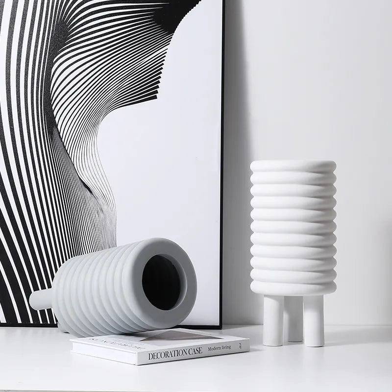 Circle Vase Brown Fc-Sz2174B - Vases - ebarza Furniture UAE | Shop Modern Furniture in Abu Dhabi & Dubai - مفروشات ايبازرا في الامارات | تسوق اثاث عصري وديكورات مميزة في دبي وابوظبي