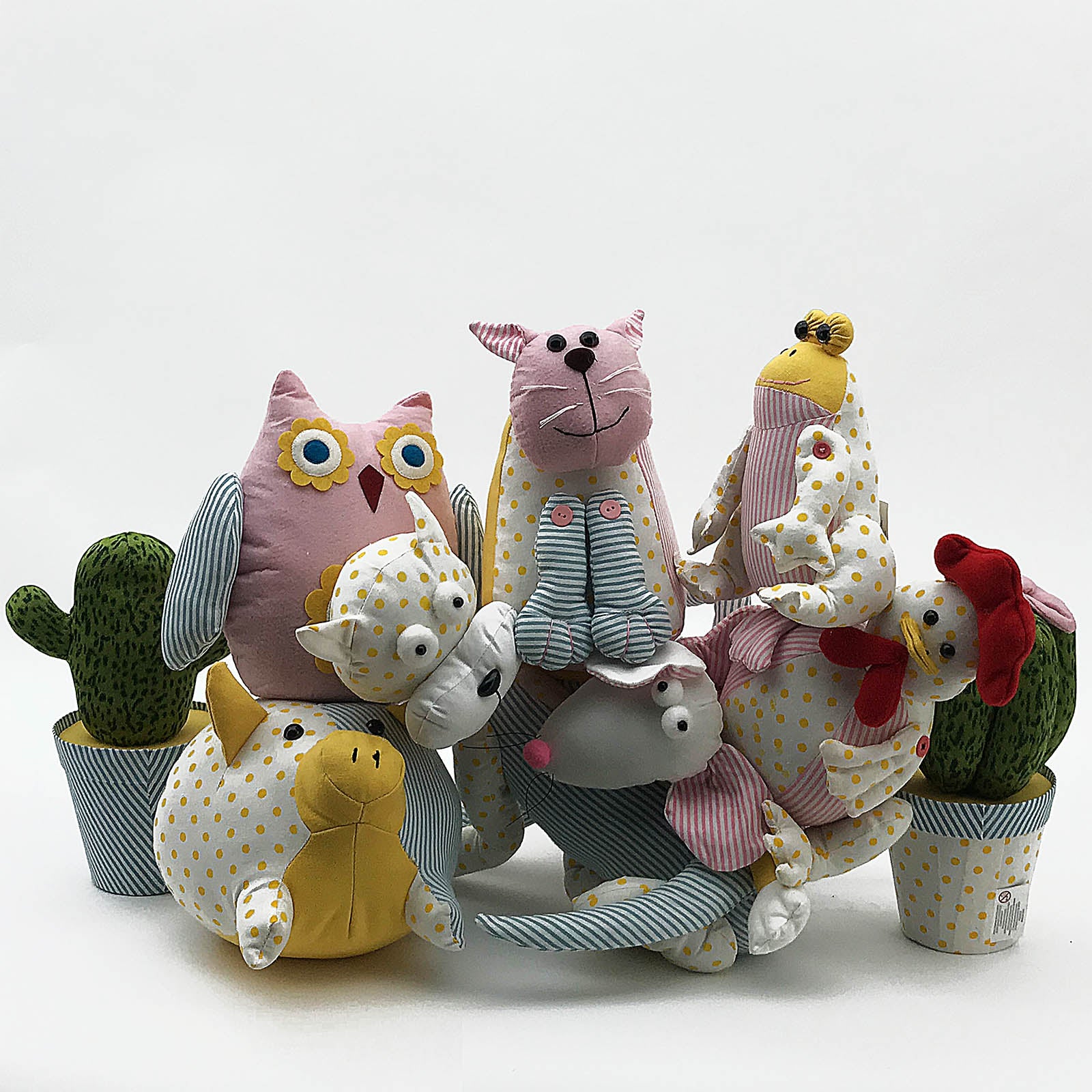 Handmade Cute Frog Decorative Doll/Door Stopper T12096-1 - Doll/Door stopper - ebarza Furniture UAE | Shop Modern Furniture in Abu Dhabi & Dubai - مفروشات ايبازرا في الامارات | تسوق اثاث عصري وديكورات مميزة في دبي وابوظبي