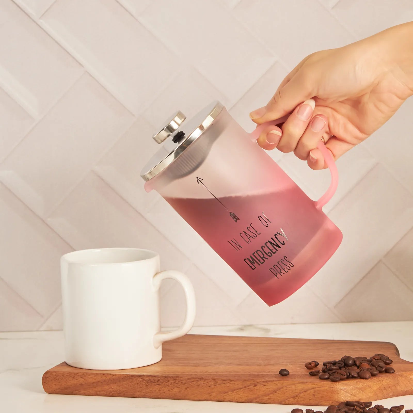 Karaca Emergency Frenchpress Pink 600 Ml 153.03.08.1773 - Kitchen Appliances - ebarza Furniture UAE | Shop Modern Furniture in Abu Dhabi & Dubai - مفروشات ايبازرا في الامارات | تسوق اثاث عصري وديكورات مميزة في دبي وابوظبي