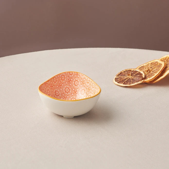 Karaca Floral Orange Triangle Snack Bowl 10 cm 153.03.08.2989 - Bowls - ebarza Furniture UAE | Shop Modern Furniture in Abu Dhabi & Dubai - مفروشات ايبازرا في الامارات | تسوق اثاث عصري وديكورات مميزة في دبي وابوظبي