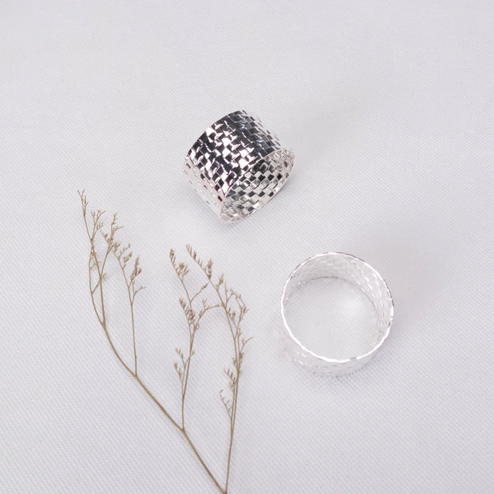 Karaca Home Marcello 2-Pack Silver Napkin Ring 300.22.02.0483 - Napkin Rings - ebarza Furniture UAE | Shop Modern Furniture in Abu Dhabi & Dubai - مفروشات ايبازرا في الامارات | تسوق اثاث عصري وديكورات مميزة في دبي وابوظبي