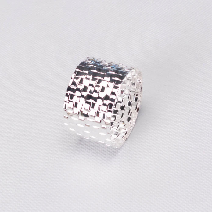 Karaca Home Marcello 2-Pack Silver Napkin Ring 300.22.02.0483 - Napkin Rings - ebarza Furniture UAE | Shop Modern Furniture in Abu Dhabi & Dubai - مفروشات ايبازرا في الامارات | تسوق اثاث عصري وديكورات مميزة في دبي وابوظبي