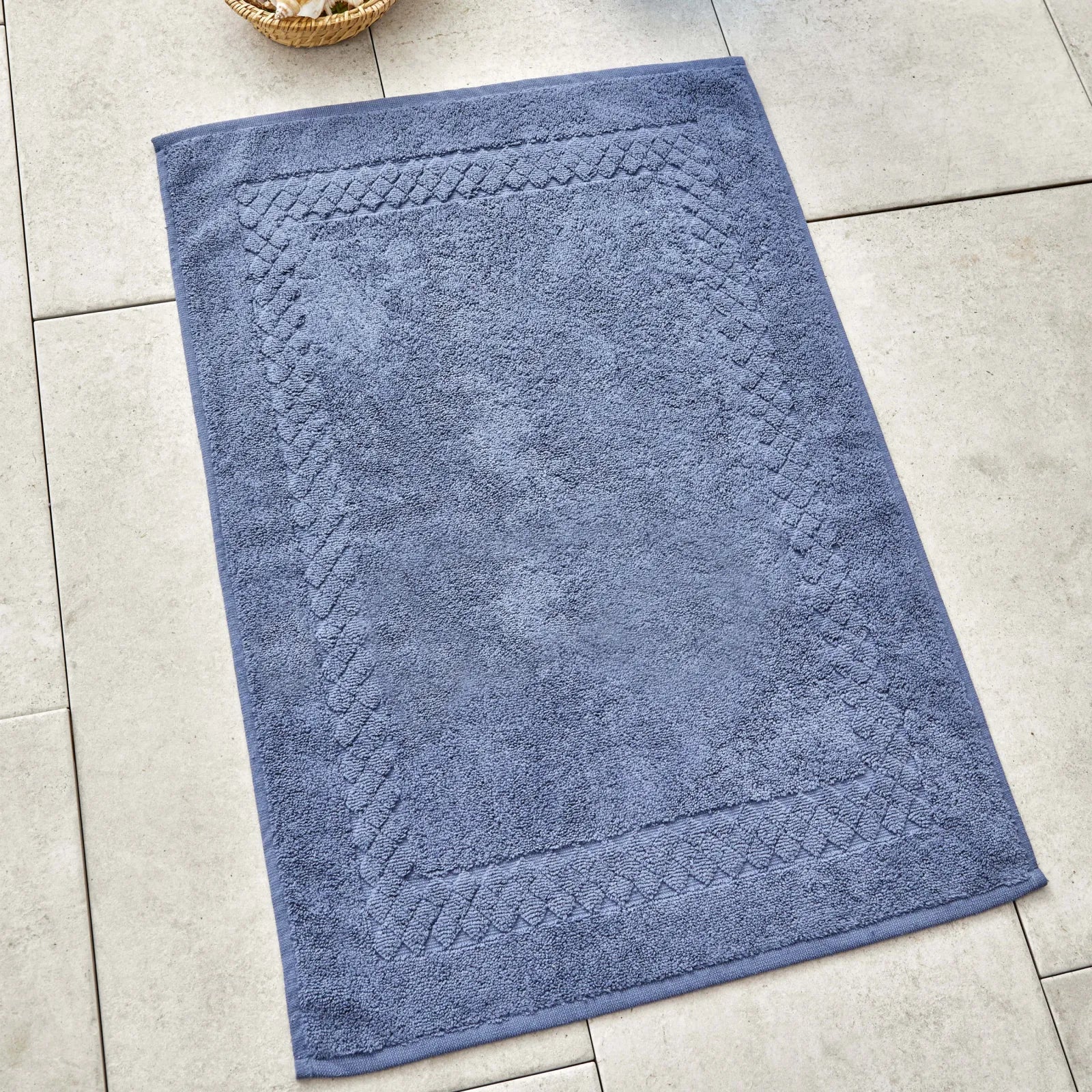 Karaca Home Riyala Indigo Foot Towel 50X70 Cm 200.19.01.0190 - Bath Mats - ebarza Furniture UAE | Shop Modern Furniture in Abu Dhabi & Dubai - مفروشات ايبازرا في الامارات | تسوق اثاث عصري وديكورات مميزة في دبي وابوظبي