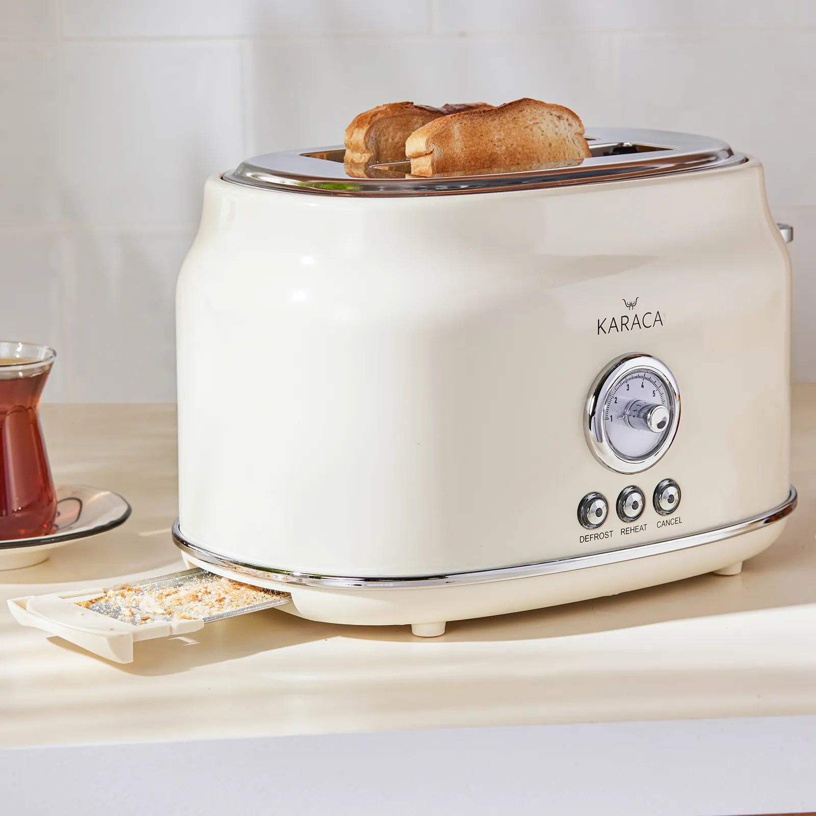 Karaca Retro Toaster Cream 153.03.06.5141 - Kitchen Appliances - ebarza Furniture UAE | Shop Modern Furniture in Abu Dhabi & Dubai - مفروشات ايبازرا في الامارات | تسوق اثاث عصري وديكورات مميزة في دبي وابوظبي