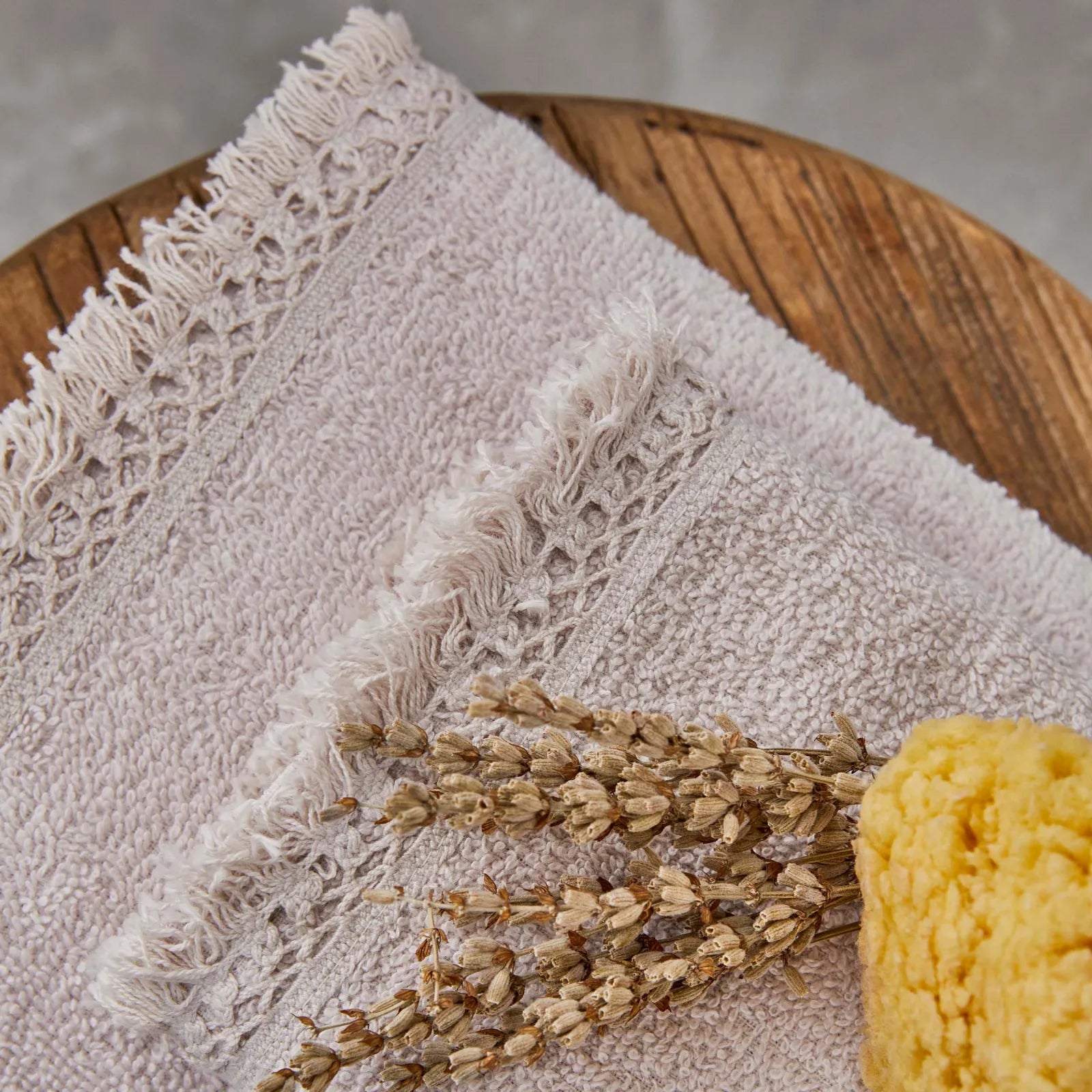 Karaca Sarah Anderson Dania Beige 3-Piece Towel Set 160.02.01.0529 - Towels - ebarza Furniture UAE | Shop Modern Furniture in Abu Dhabi & Dubai - مفروشات ايبازرا في الامارات | تسوق اثاث عصري وديكورات مميزة في دبي وابوظبي