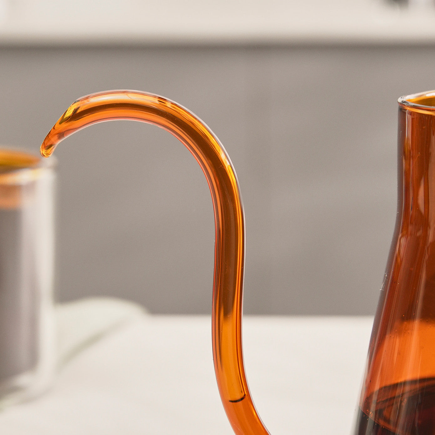 Pre-order 25 Days Delivery - Karaca Martina Borosilicate Glass Coffee Kettle Orange 600 ml 153.03.08.4871 -  Coffee and Tea Pots - ebarza Furniture UAE | Shop Modern Furniture in Abu Dhabi & Dubai - مفروشات ايبازرا في الامارات | تسوق اثاث عصري وديكورات مميزة في دبي وابوظبي