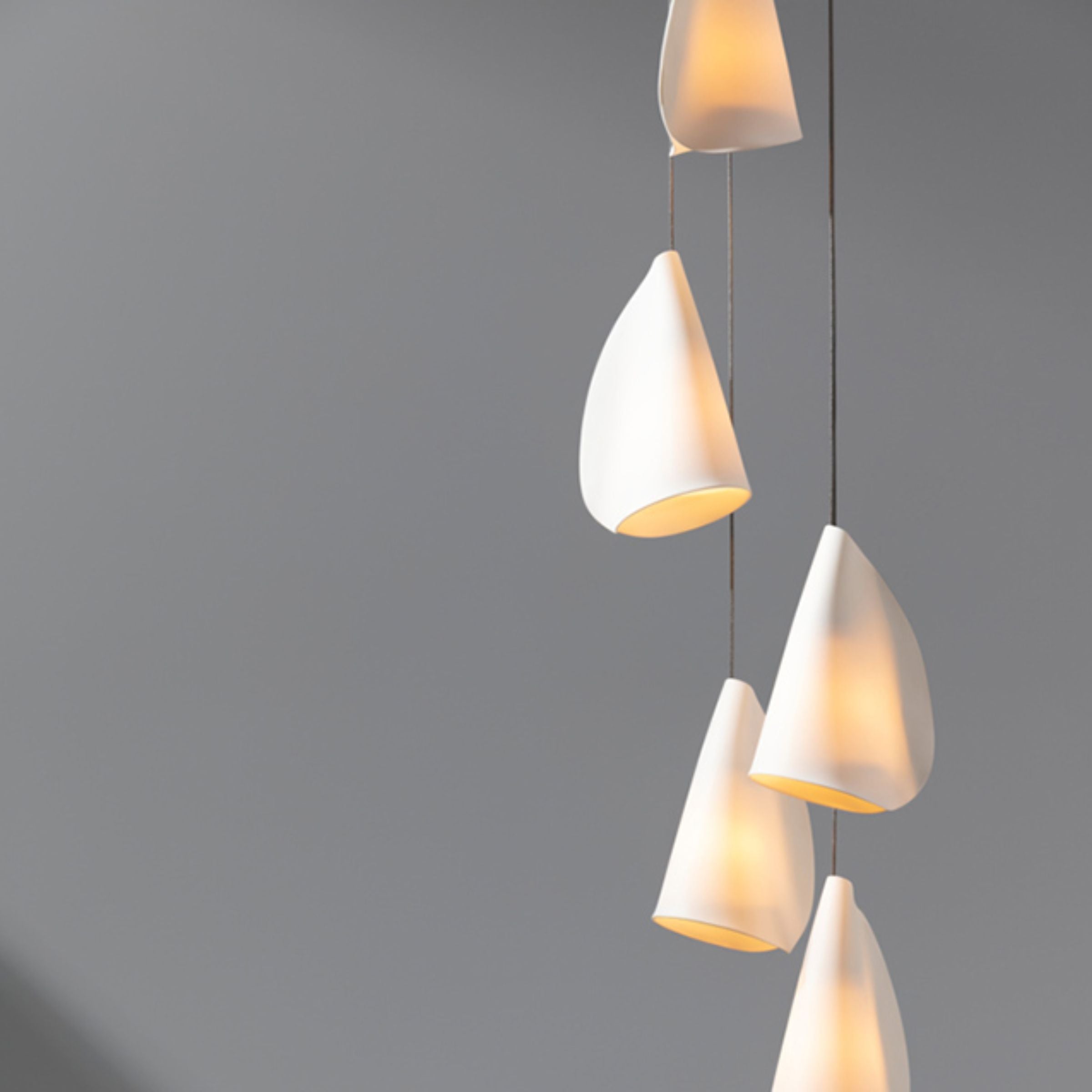 20 Heads Pendant Lamp CY-DD-1029 -  Pendant Lamps | 20 رأس مصباح معلق - ebarza Furniture UAE | Shop Modern Furniture in Abu Dhabi & Dubai - مفروشات ايبازرا في الامارات | تسوق اثاث عصري وديكورات مميزة في دبي وابوظبي