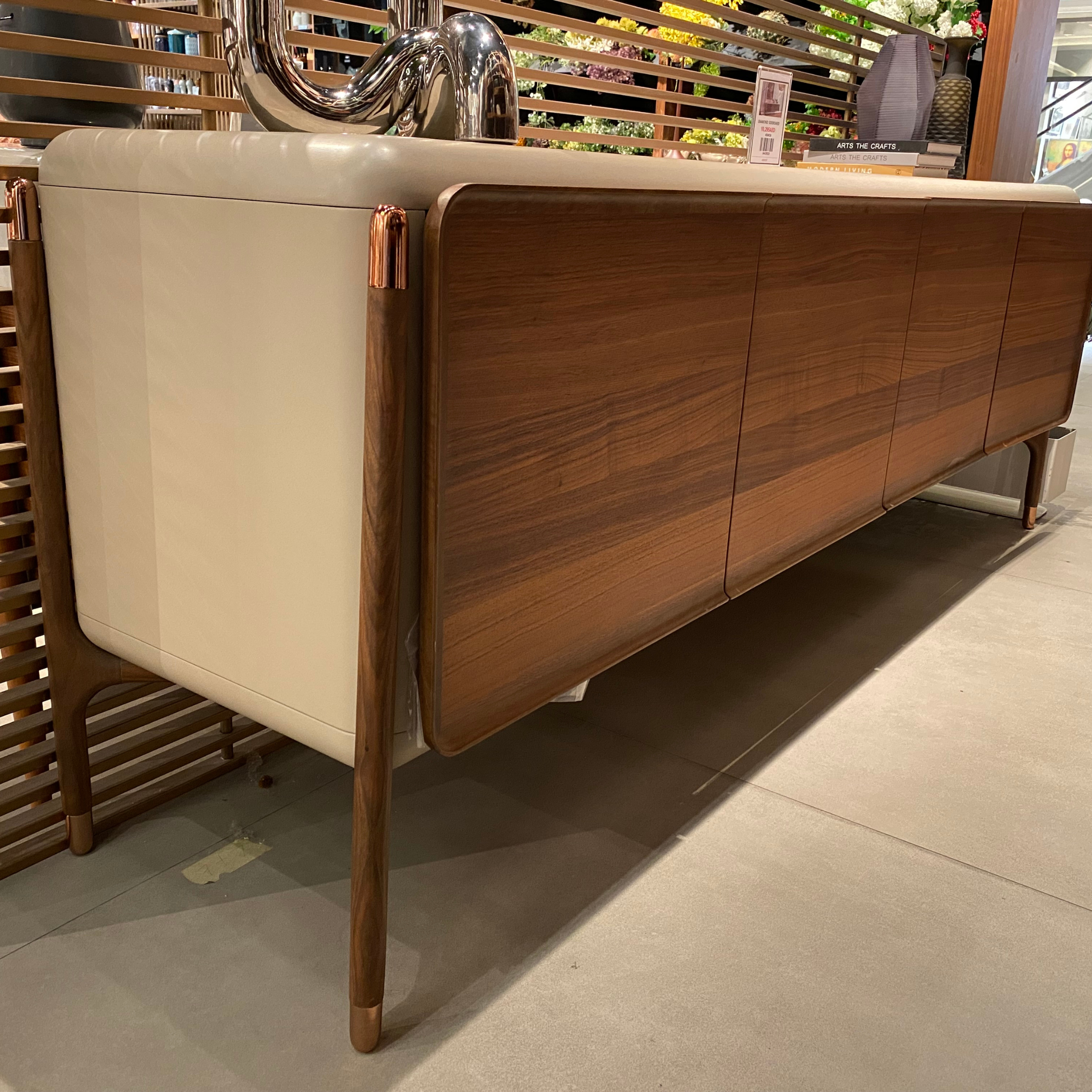 Display Item - Diamond Side-board  Diamond0011Nakheel -  USED ITEM | قطعة من المعرض - دولاب من دايموند - ebarza Furniture UAE | Shop Modern Furniture in Abu Dhabi & Dubai - مفروشات ايبازرا في الامارات | تسوق اثاث عصري وديكورات مميزة في دبي وابوظبي