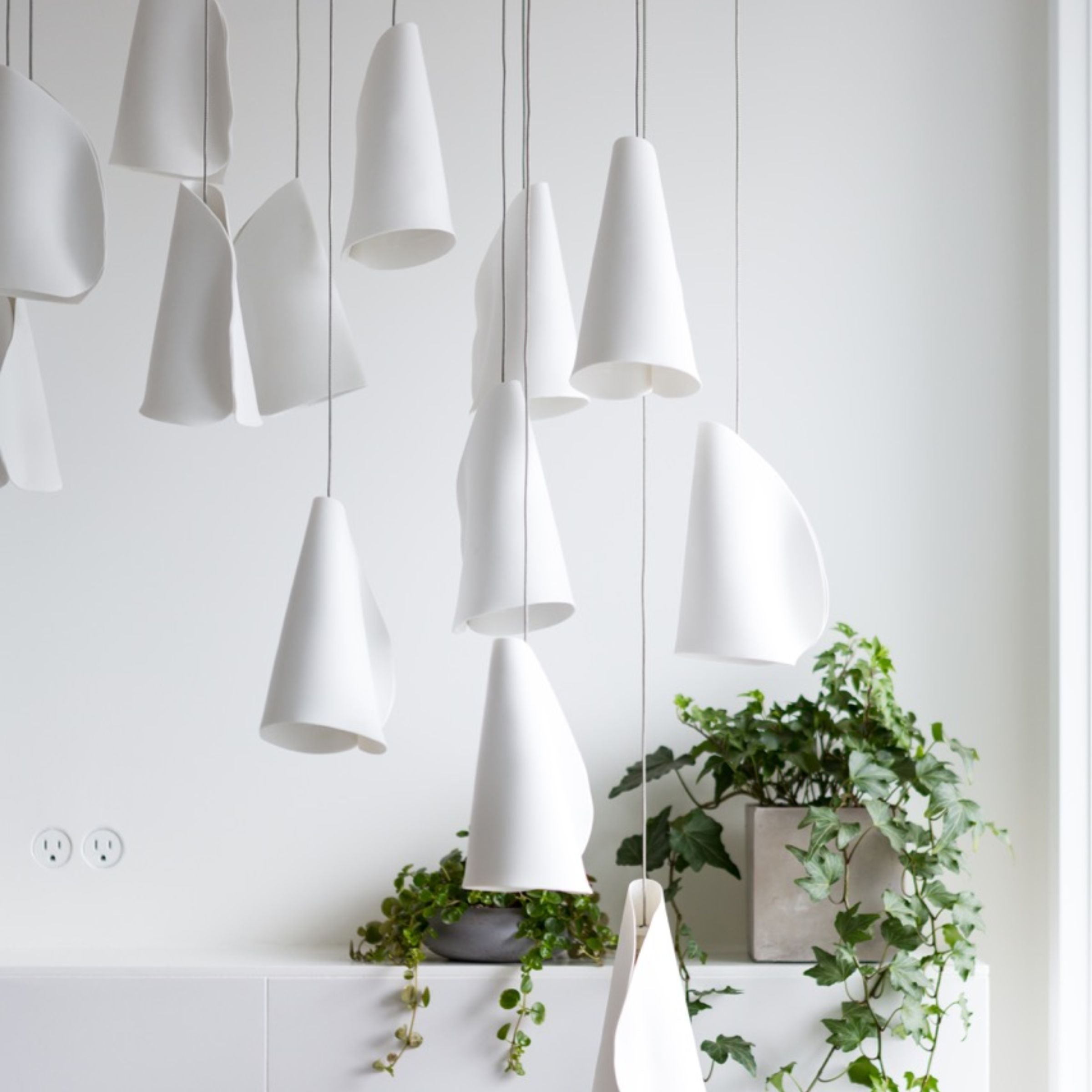 Pre-order 75 Days Delivery 20 Heads Pendant Lamp CY-DD-1029 -  Pendant Lamps - ebarza Furniture UAE | Shop Modern Furniture in Abu Dhabi & Dubai - مفروشات ايبازرا في الامارات | تسوق اثاث عصري وديكورات مميزة في دبي وابوظبي