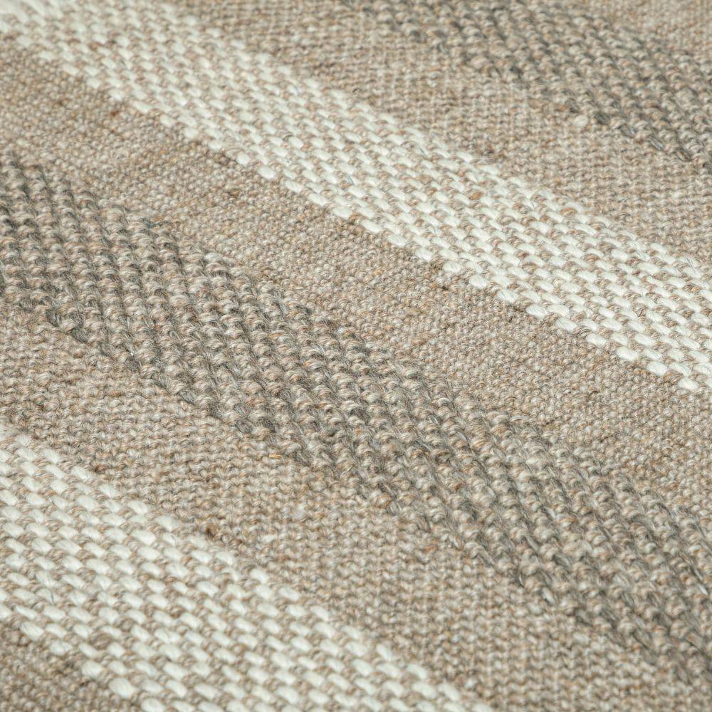 230X160 Cm Hand Woven Wool Rug Bliss-Bss-03-L -  Rugs | 230X160 سم سجادة صوف مصنوعة يدويًا - ebarza Furniture UAE | Shop Modern Furniture in Abu Dhabi & Dubai - مفروشات ايبازرا في الامارات | تسوق اثاث عصري وديكورات مميزة في دبي وابوظبي