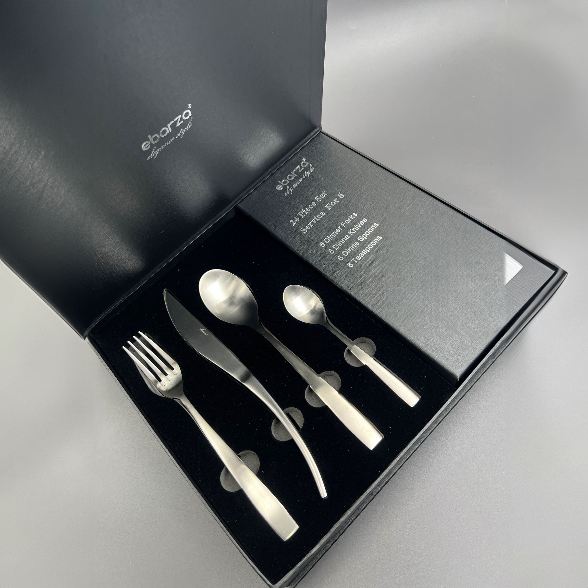 Metro Chic set of 24 pcs Matte Silver Cutlery Set  6362 -  Cutlery Sets | طقم أدوات مائدة مترو شيك مكون من 24 قطعة فضي مطفي - ebarza Furniture UAE | Shop Modern Furniture in Abu Dhabi & Dubai - مفروشات ايبازرا في الامارات | تسوق اثاث عصري وديكورات مميزة في دبي وابوظبي