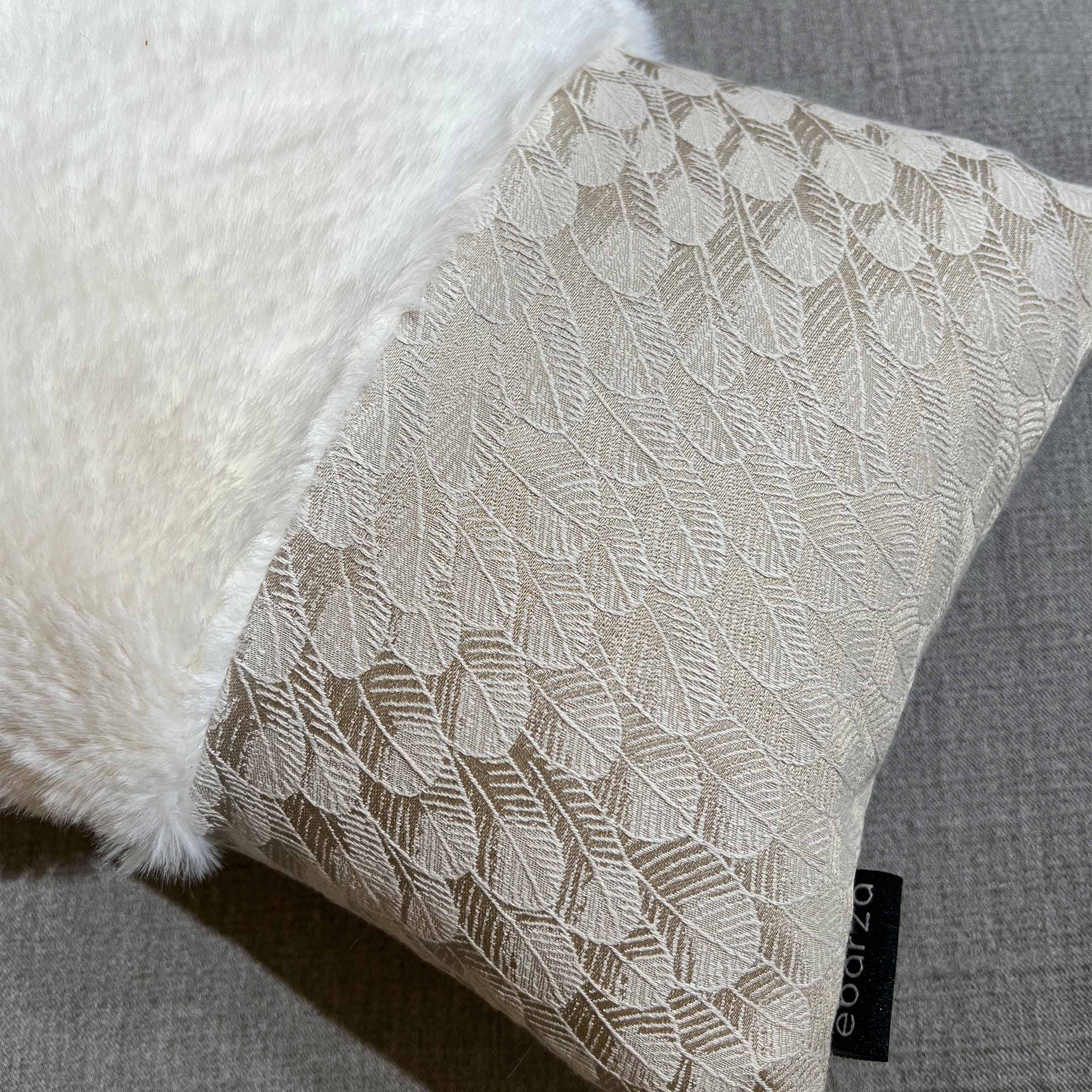 30*60 Luna Spliced Cushion  - ECC072 -  Cushions | وسادة لونا المقسمة - ebarza Furniture UAE | Shop Modern Furniture in Abu Dhabi & Dubai - مفروشات ايبازرا في الامارات | تسوق اثاث عصري وديكورات مميزة في دبي وابوظبي