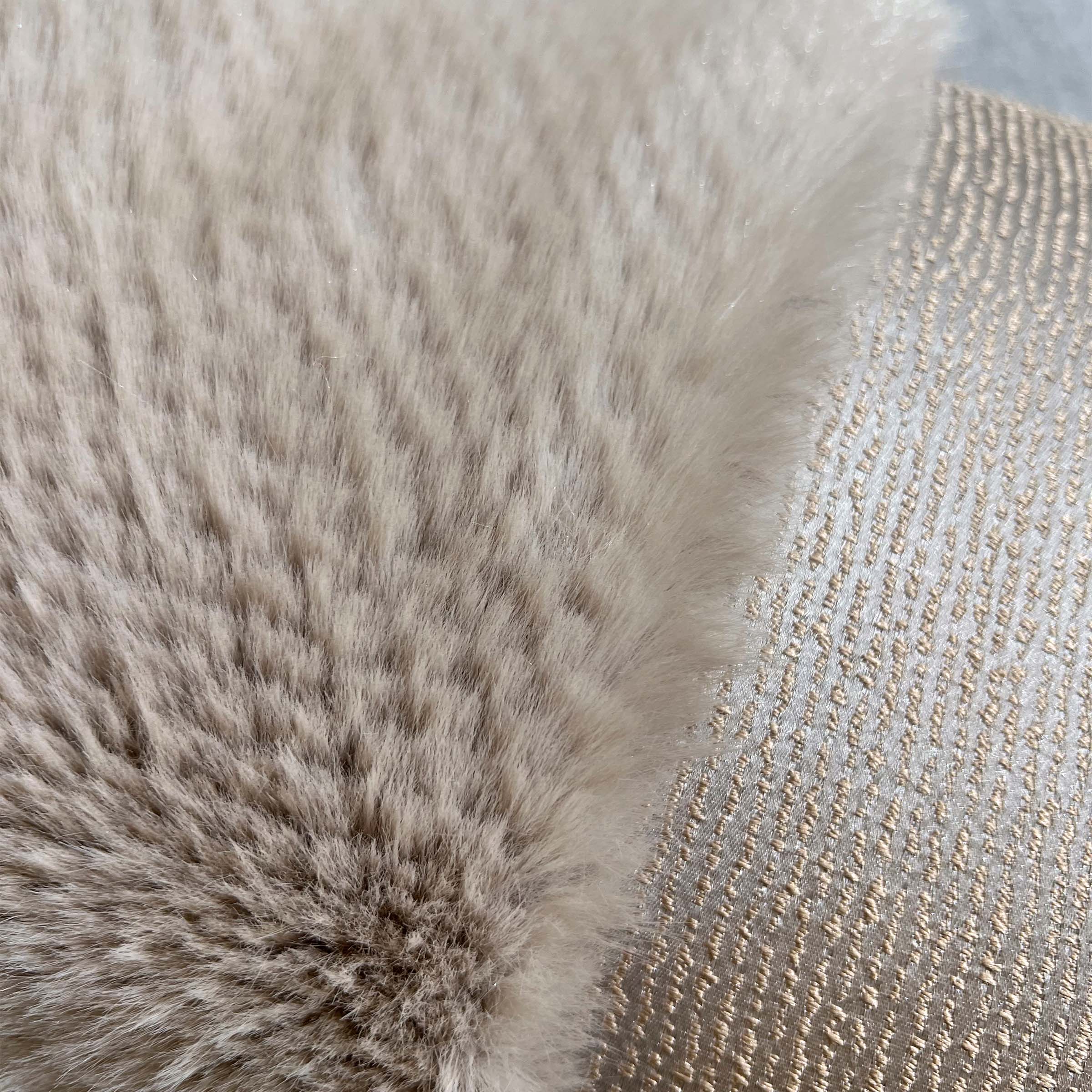 30*60  Luna Spliced Cushion - ECC076 -  Cushions | وسادة لونا المقسمة - ebarza Furniture UAE | Shop Modern Furniture in Abu Dhabi & Dubai - مفروشات ايبازرا في الامارات | تسوق اثاث عصري وديكورات مميزة في دبي وابوظبي