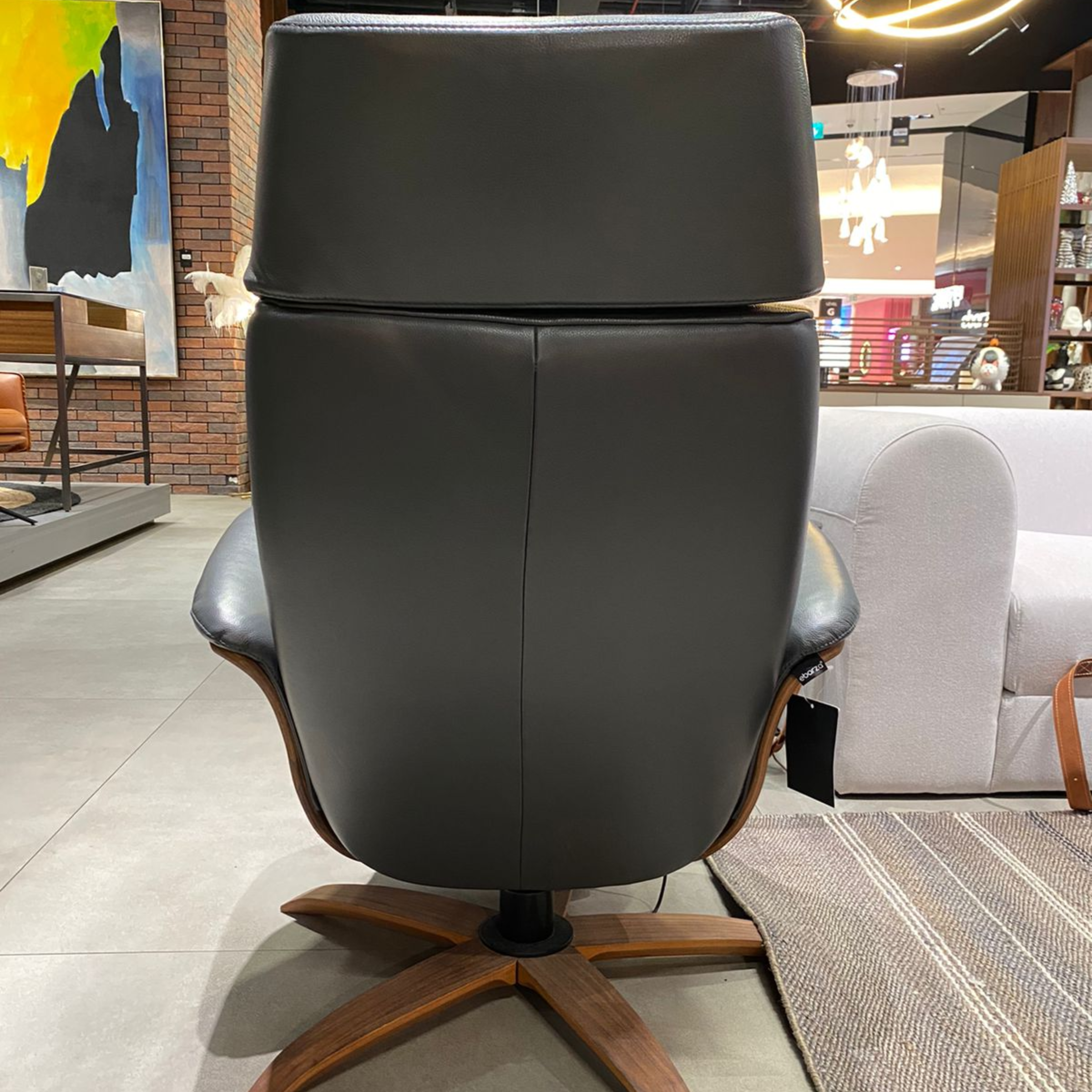 Display Item - Benz Relaxing Swivel And Electric Grey Recliner Lounge Chair  Hkp-7608MfelNakheel -  USED ITEM | قطعة من المعرض - بينز كرسي استرخاء دوار وكهربائي - ebarza Furniture UAE | Shop Modern Furniture in Abu Dhabi & Dubai - مفروشات ايبازرا في الامارات | تسوق اثاث عصري وديكورات مميزة في دبي وابوظبي