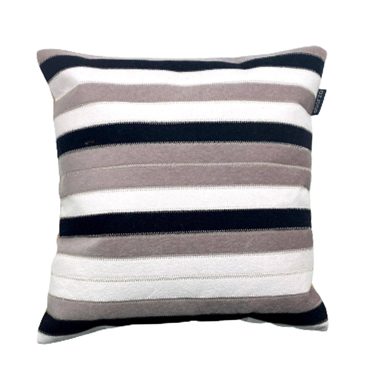 45X45 Cm Cushion Cover 191006-002 -  Cushions | 45x45 غطاء وسادة سم - ebarza Furniture UAE | Shop Modern Furniture in Abu Dhabi & Dubai - مفروشات ايبازرا في الامارات | تسوق اثاث عصري وديكورات مميزة في دبي وابوظبي