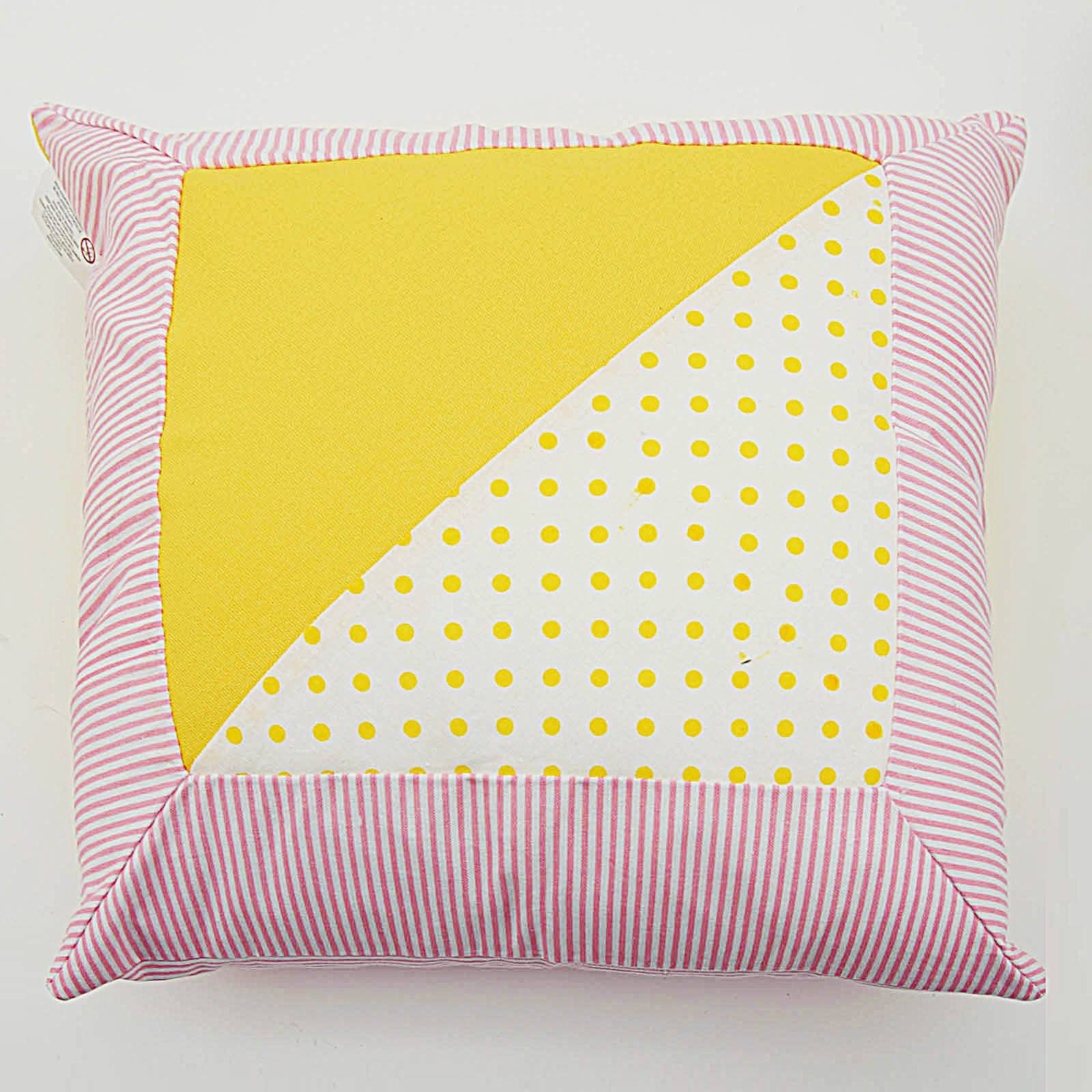 45X45 Cm Cushion Cover  T18109A -  Cushions - ebarza Furniture UAE | Shop Modern Furniture in Abu Dhabi & Dubai - مفروشات ايبازرا في الامارات | تسوق اثاث عصري وديكورات مميزة في دبي وابوظبي